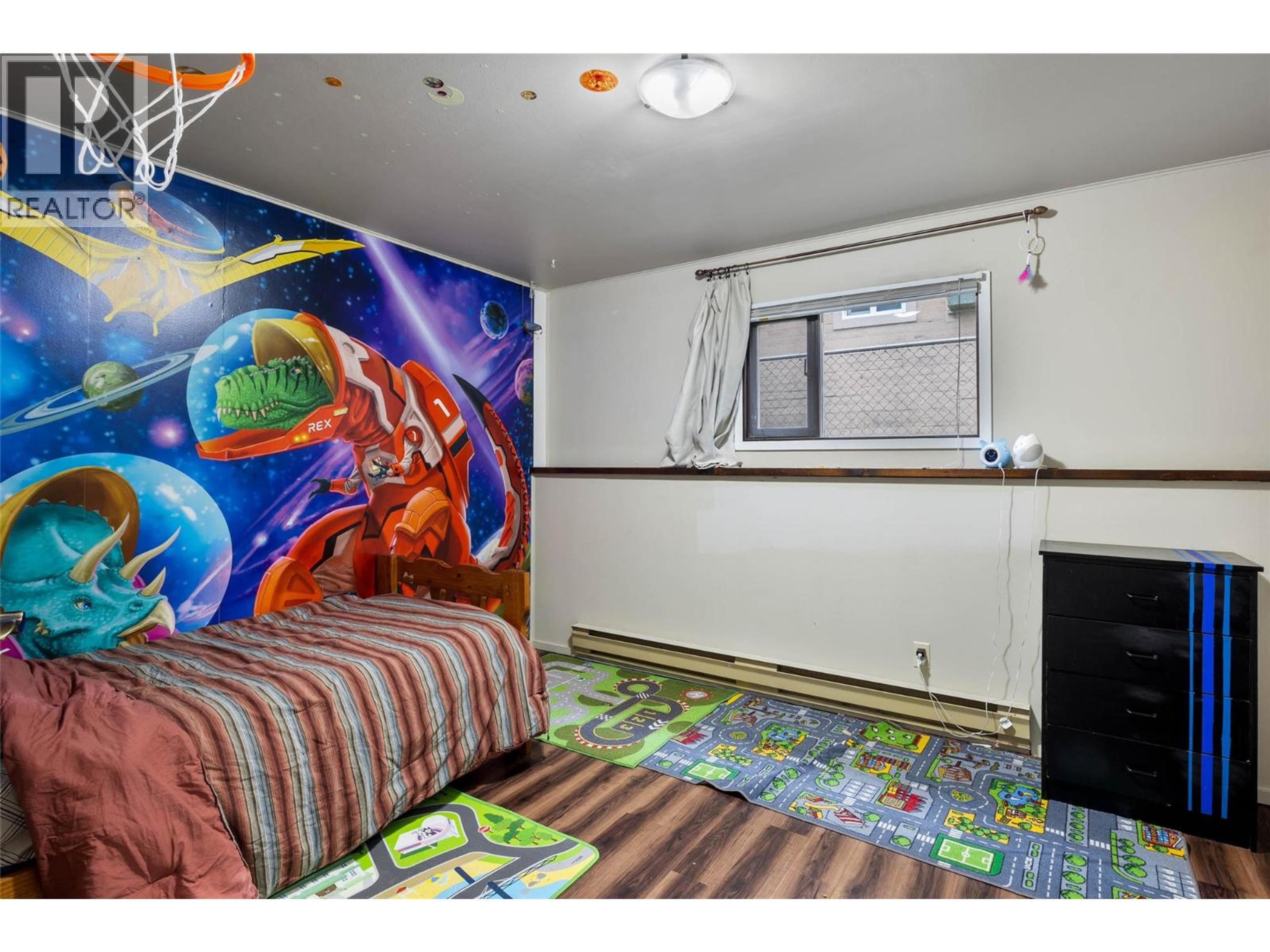 1026 HILLSIDE AVENUE - 11