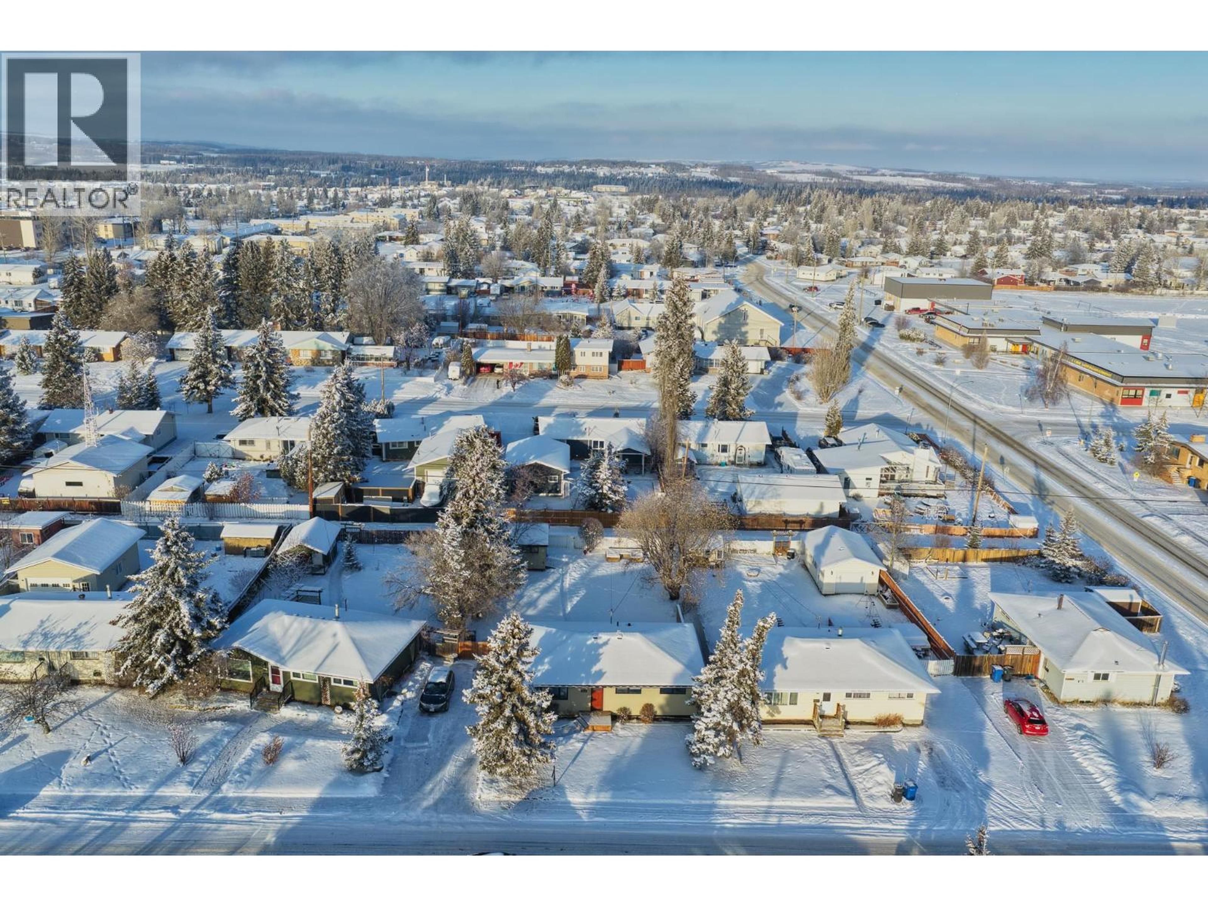 9612 105 AVENUE - 23