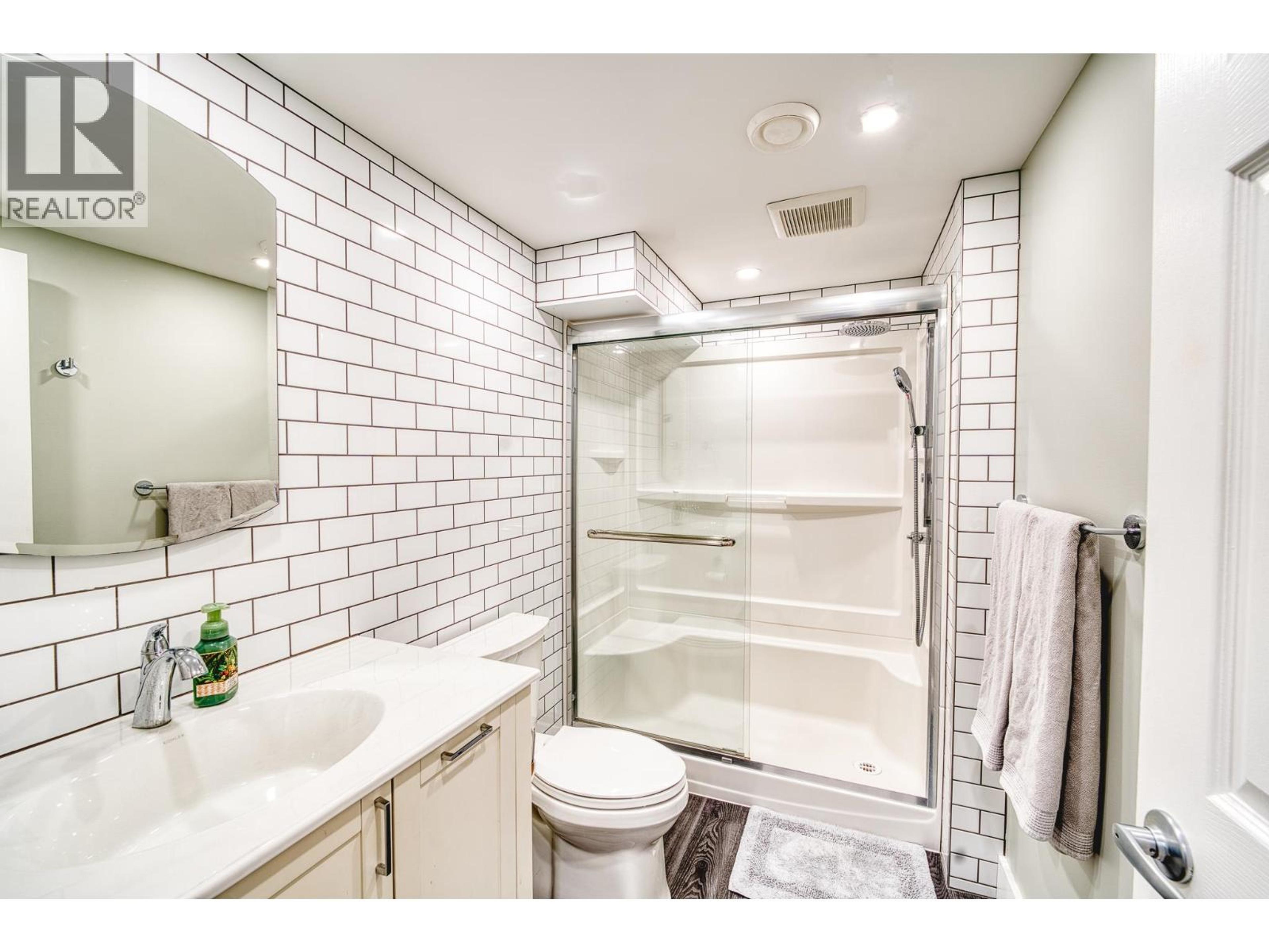 9612 105 AVENUE - 18