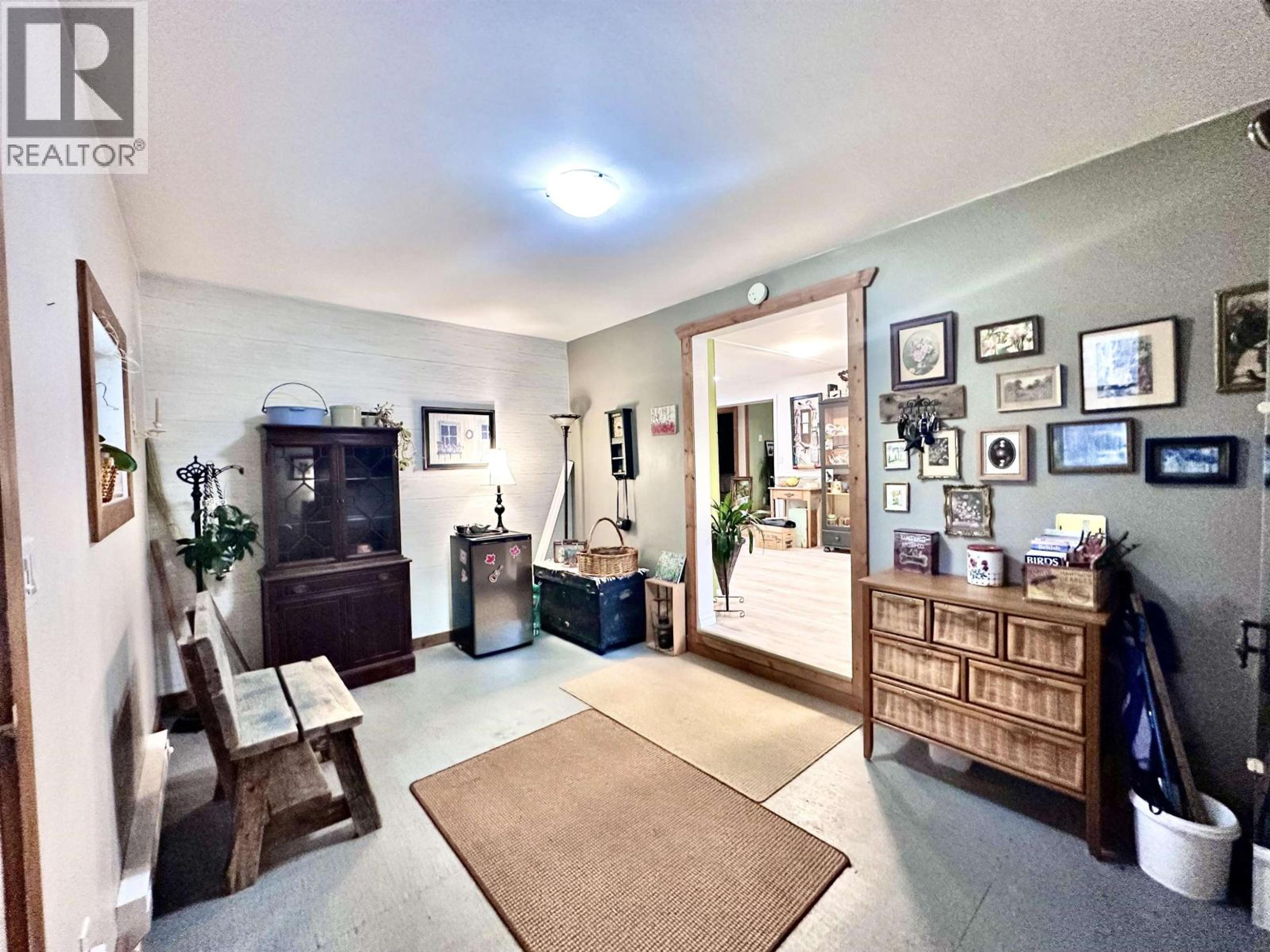 310 MOUNTAIN VIEW ROAD - Image 3