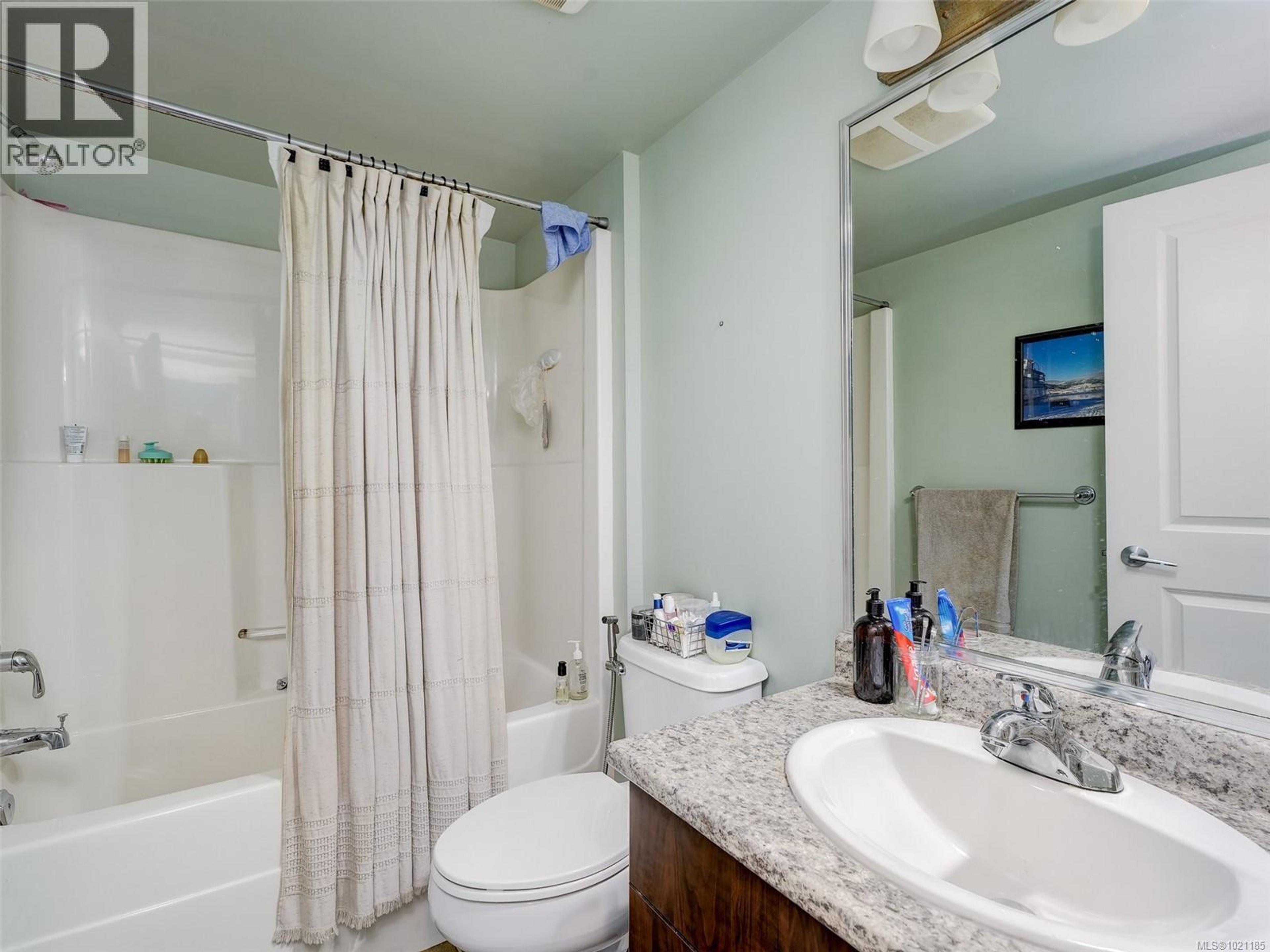 1405 ESQUIMALT ST - 15