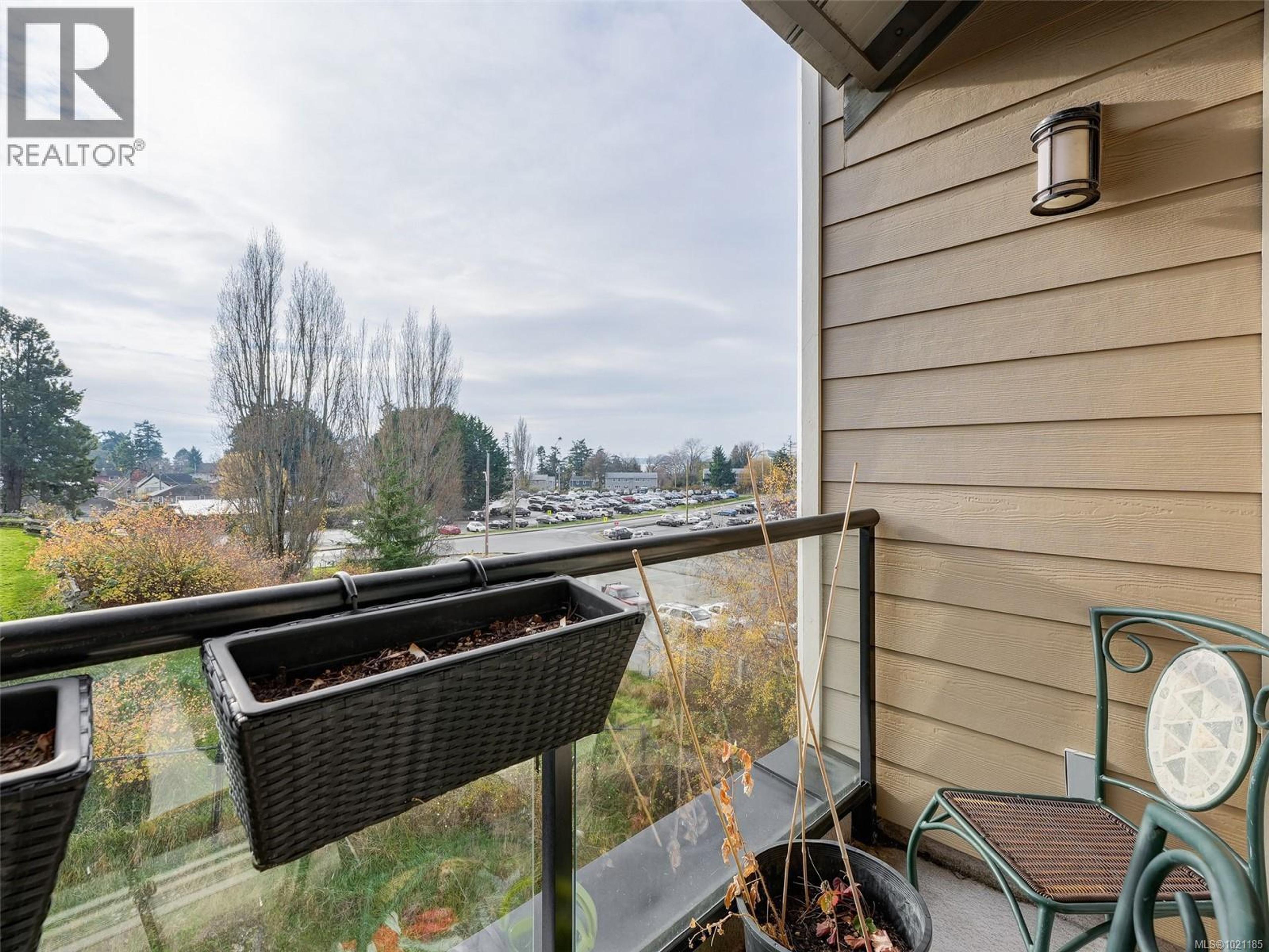 1405 ESQUIMALT ST - 17