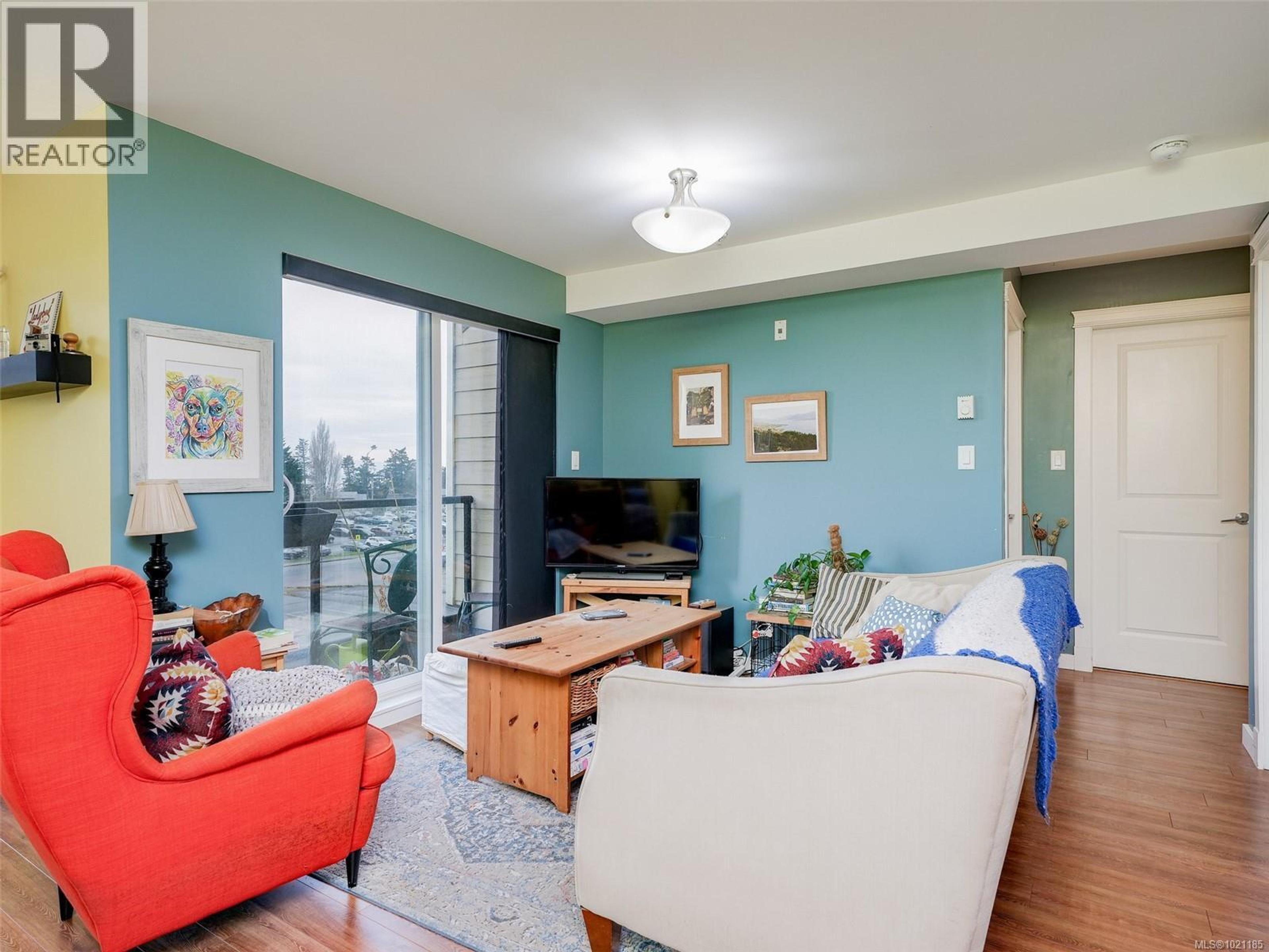 1405 ESQUIMALT ST - Image 2