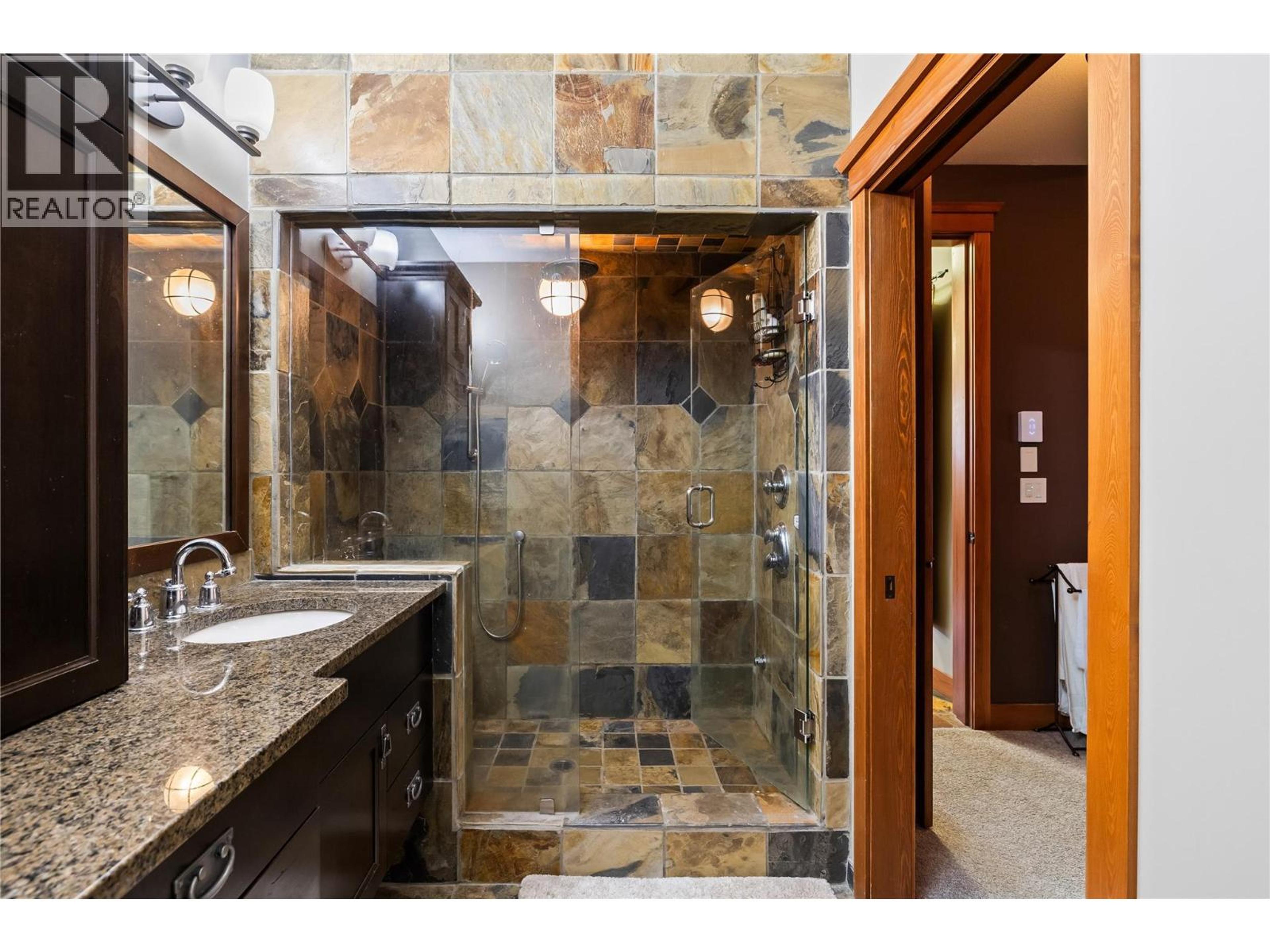 #4 80 KETTLEVIEW ROAD - 33