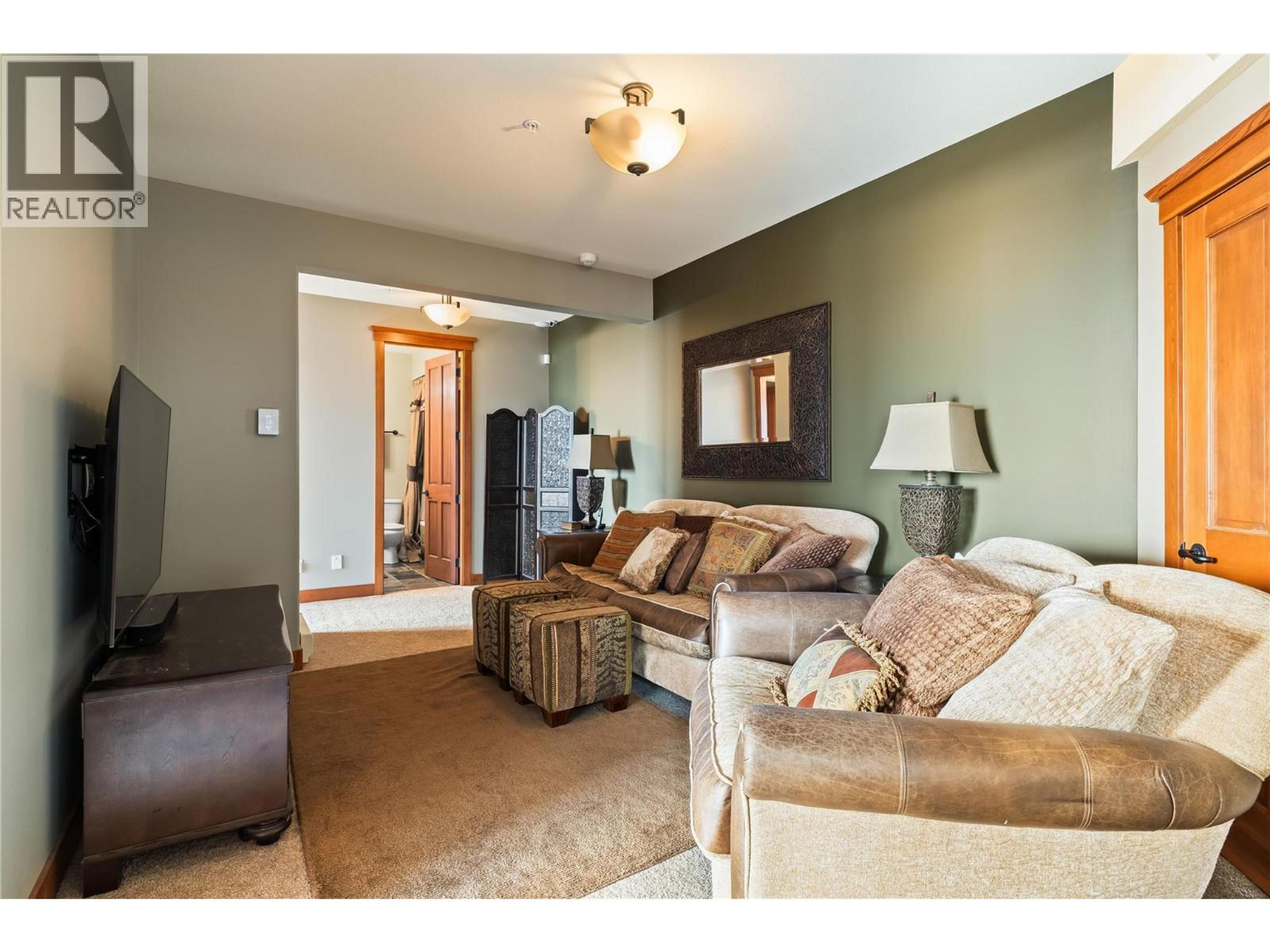 #4 80 KETTLEVIEW ROAD - 35