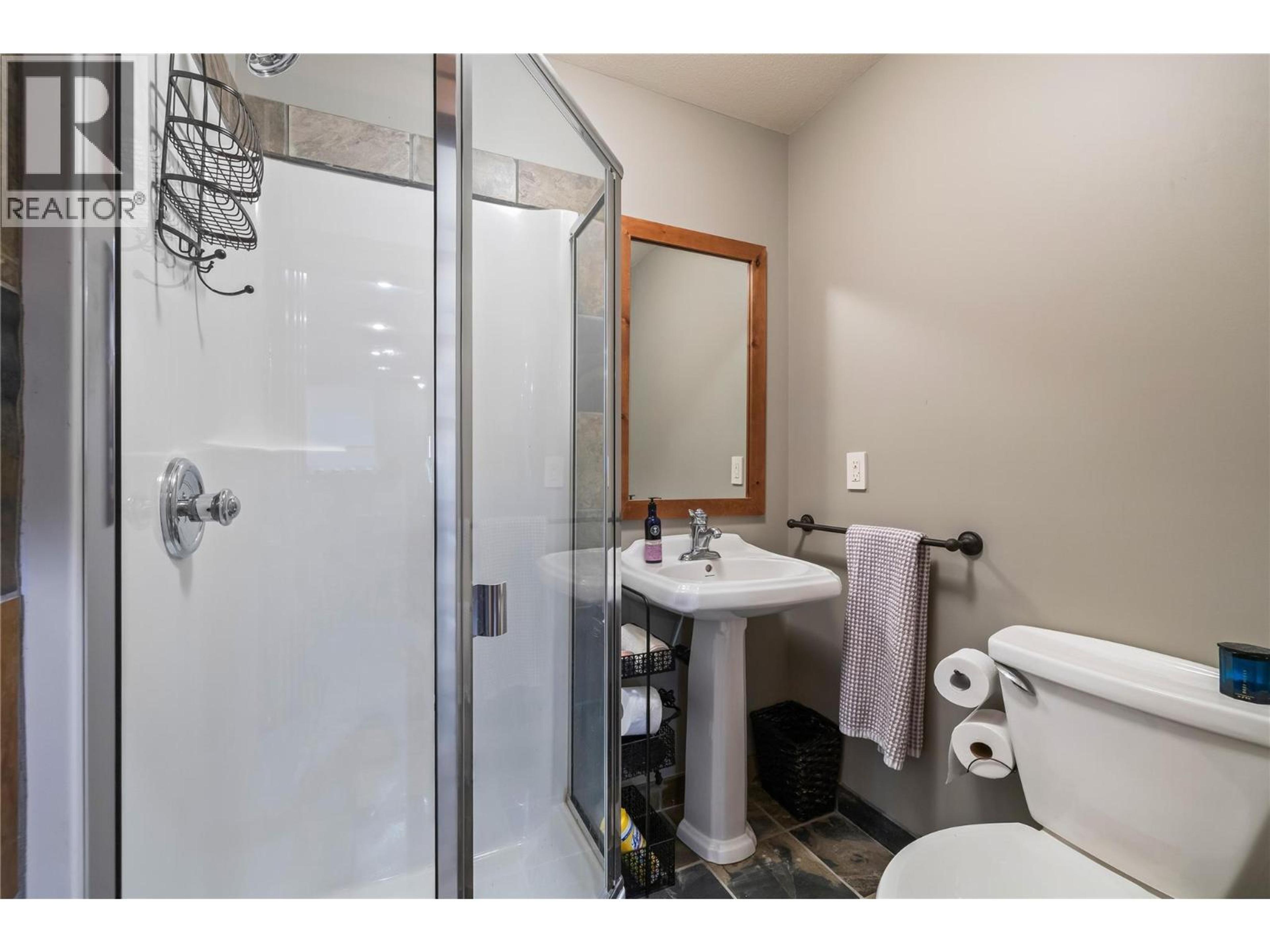 #4 80 KETTLEVIEW ROAD - 34