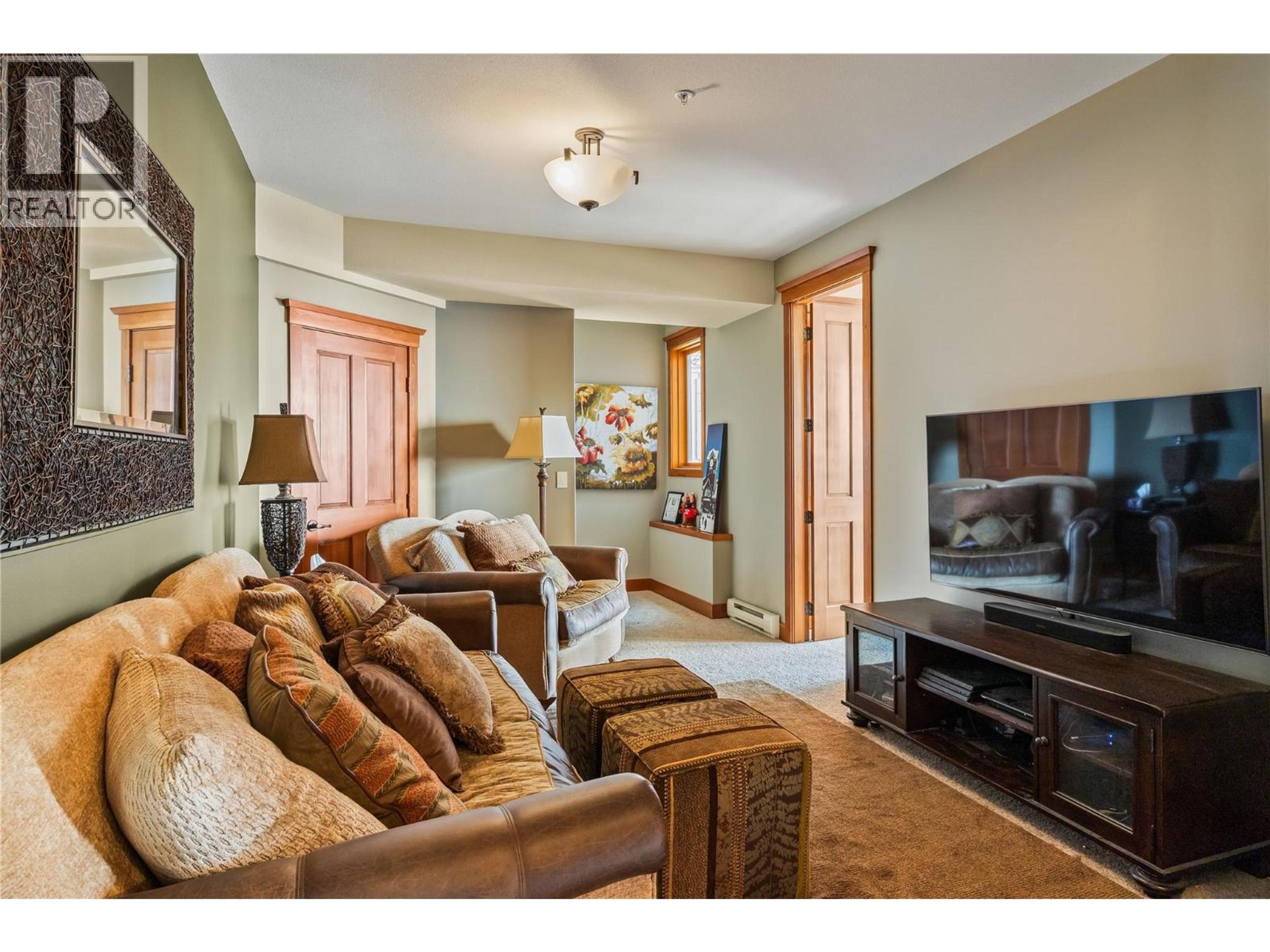 #4 80 KETTLEVIEW ROAD - 36