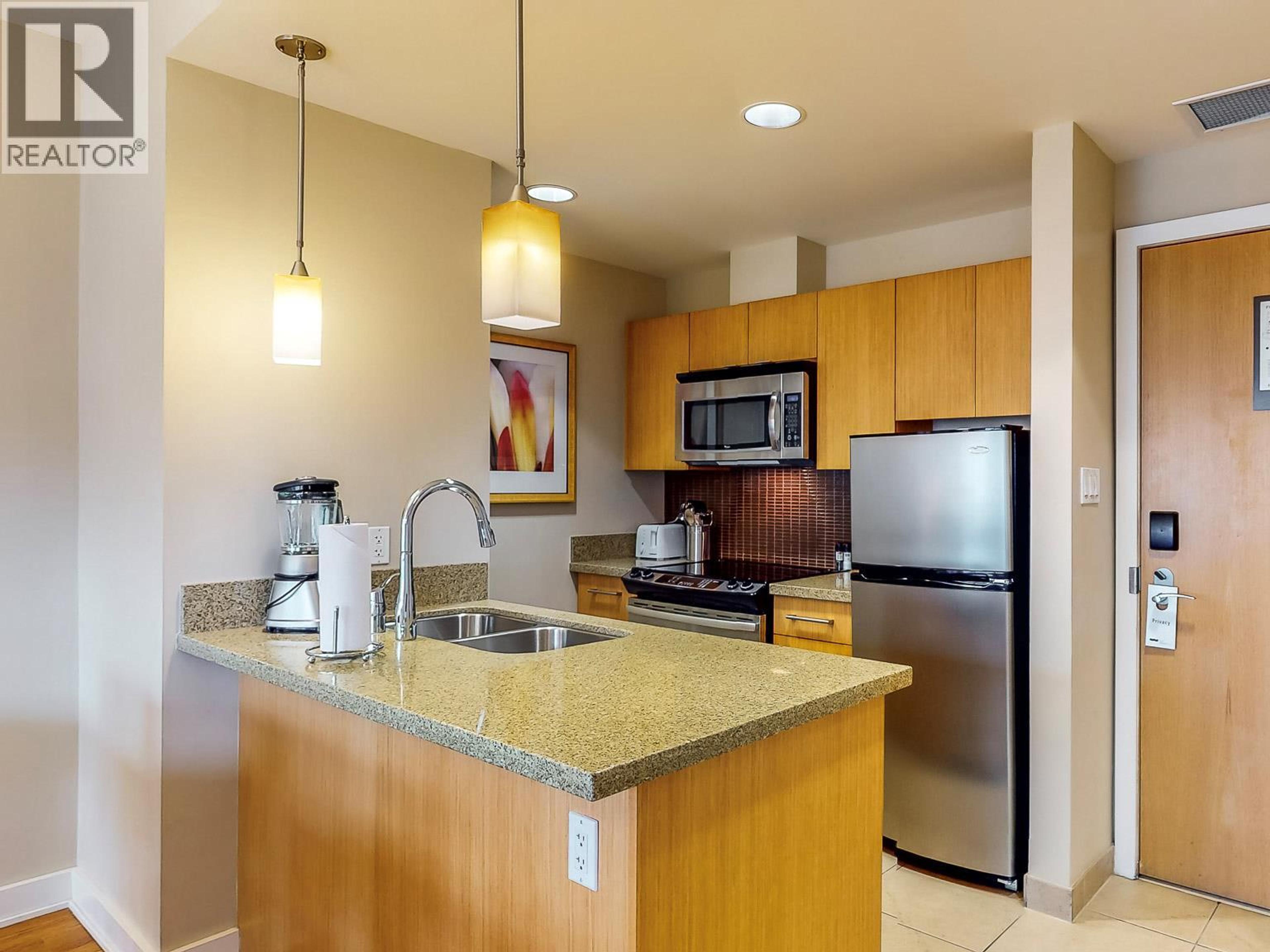 #413 15 PARK PLACE - 8