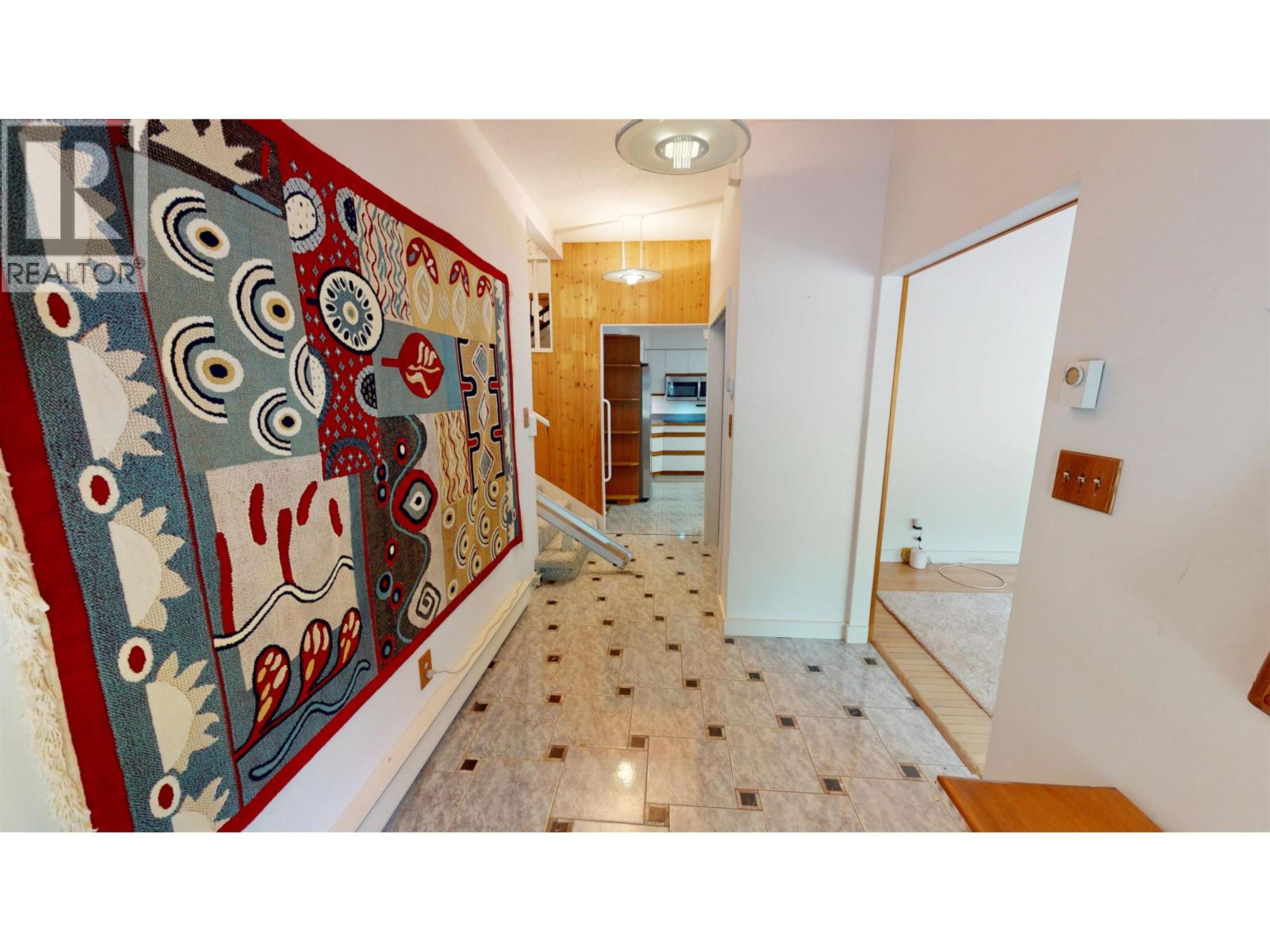 309 SKYLINE ROAD - Image 2