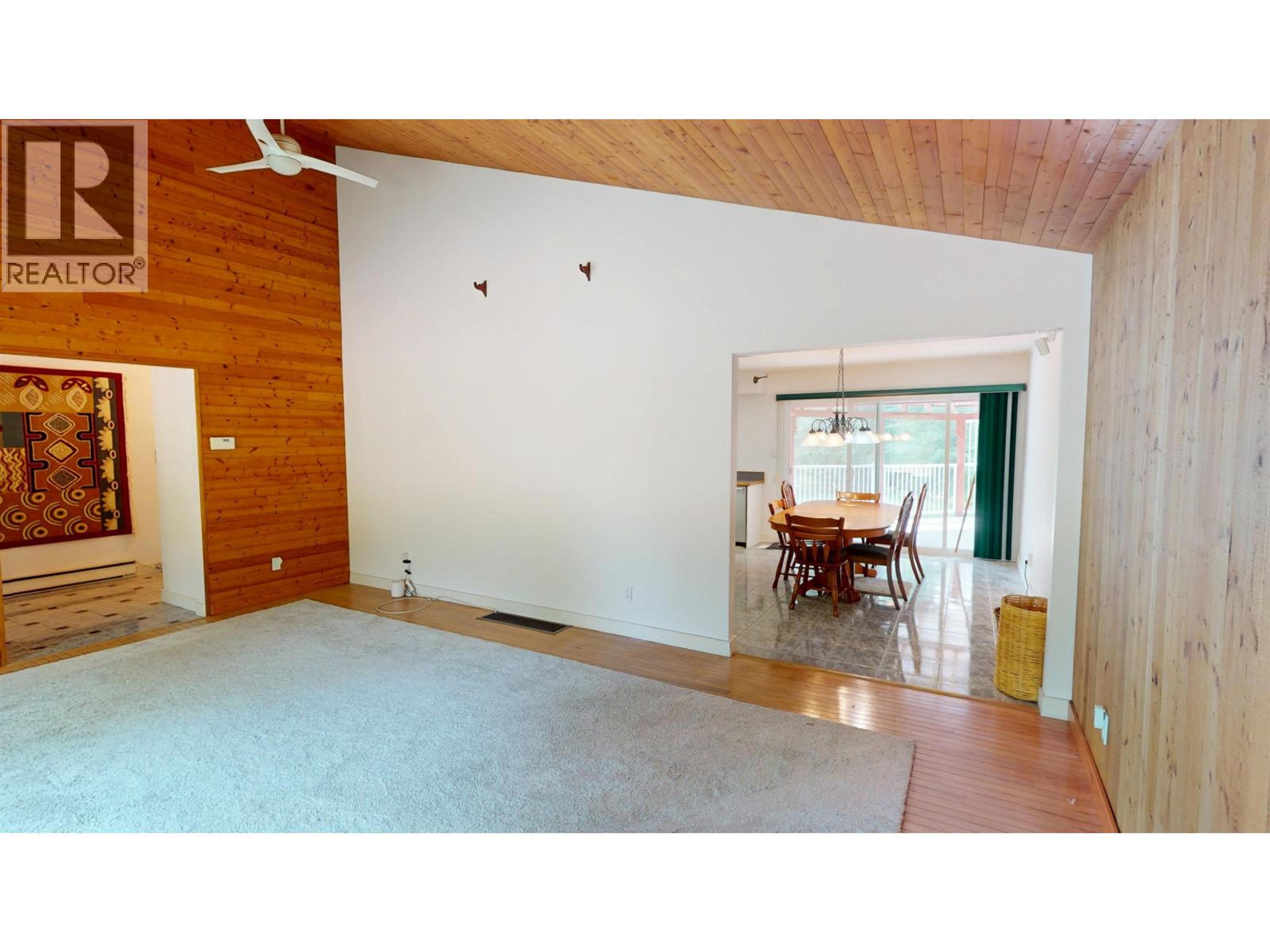 309 SKYLINE ROAD - 7