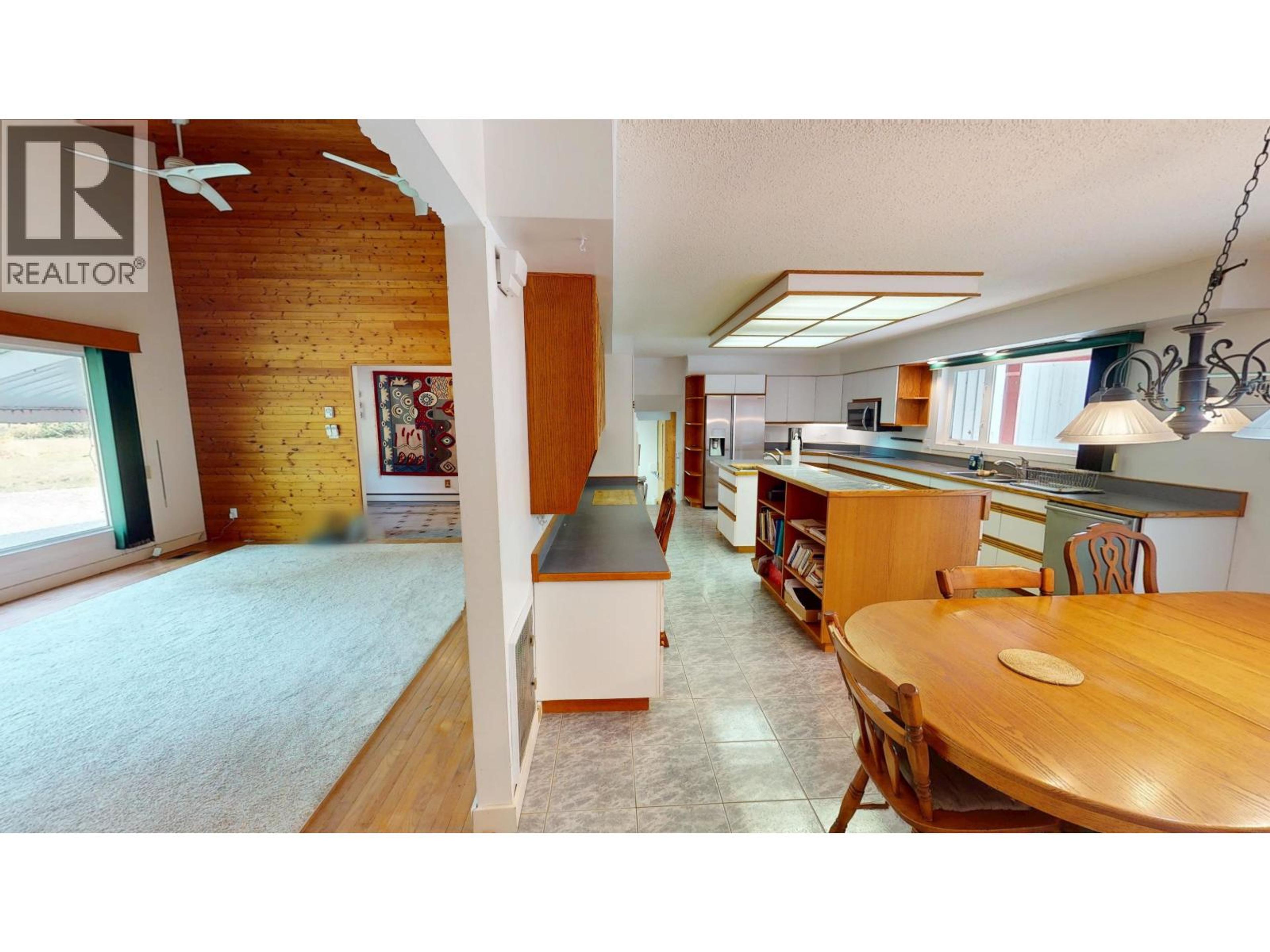 309 SKYLINE ROAD - 8