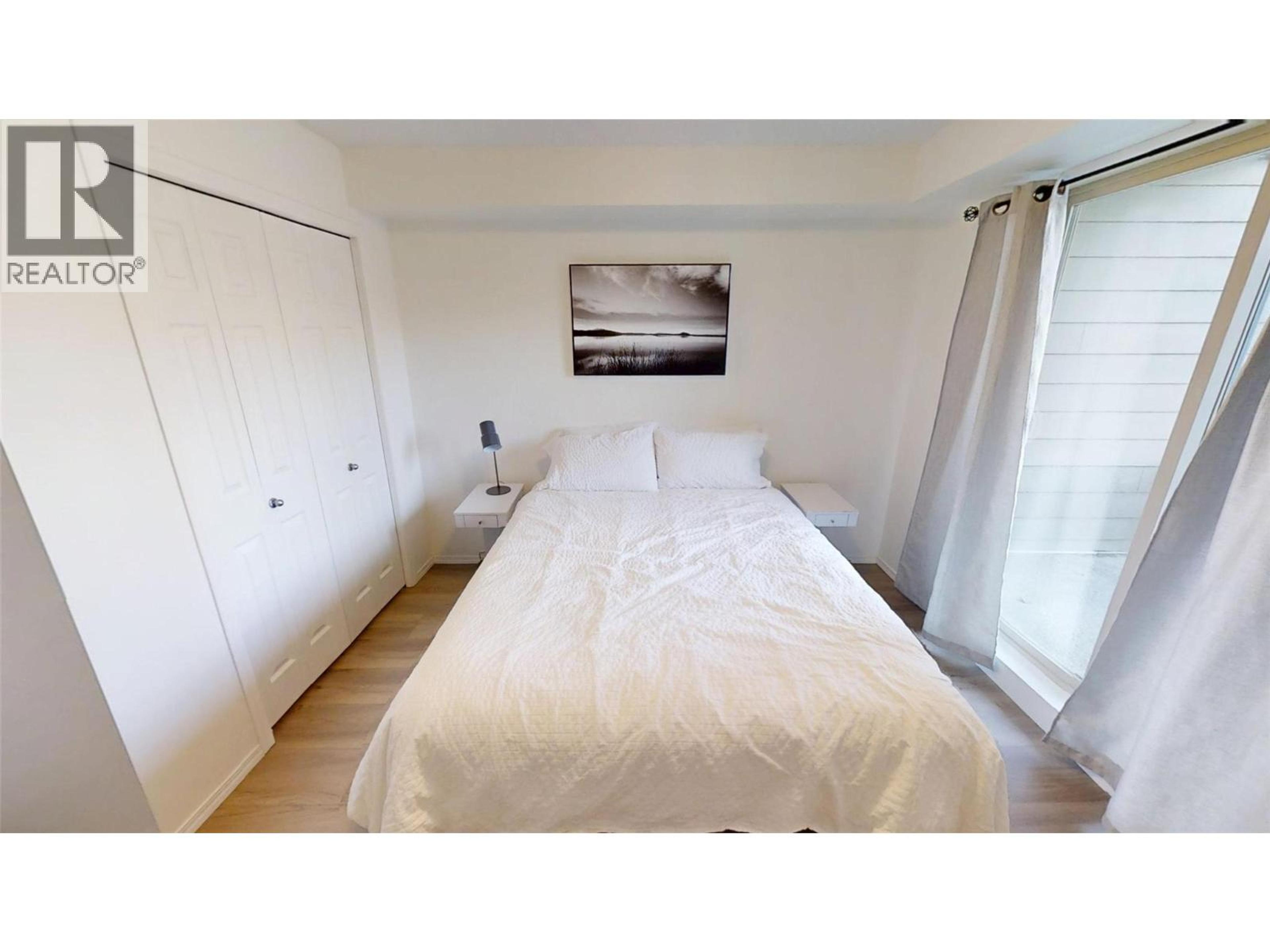 #3117 205 THIRD AVENUE - 19