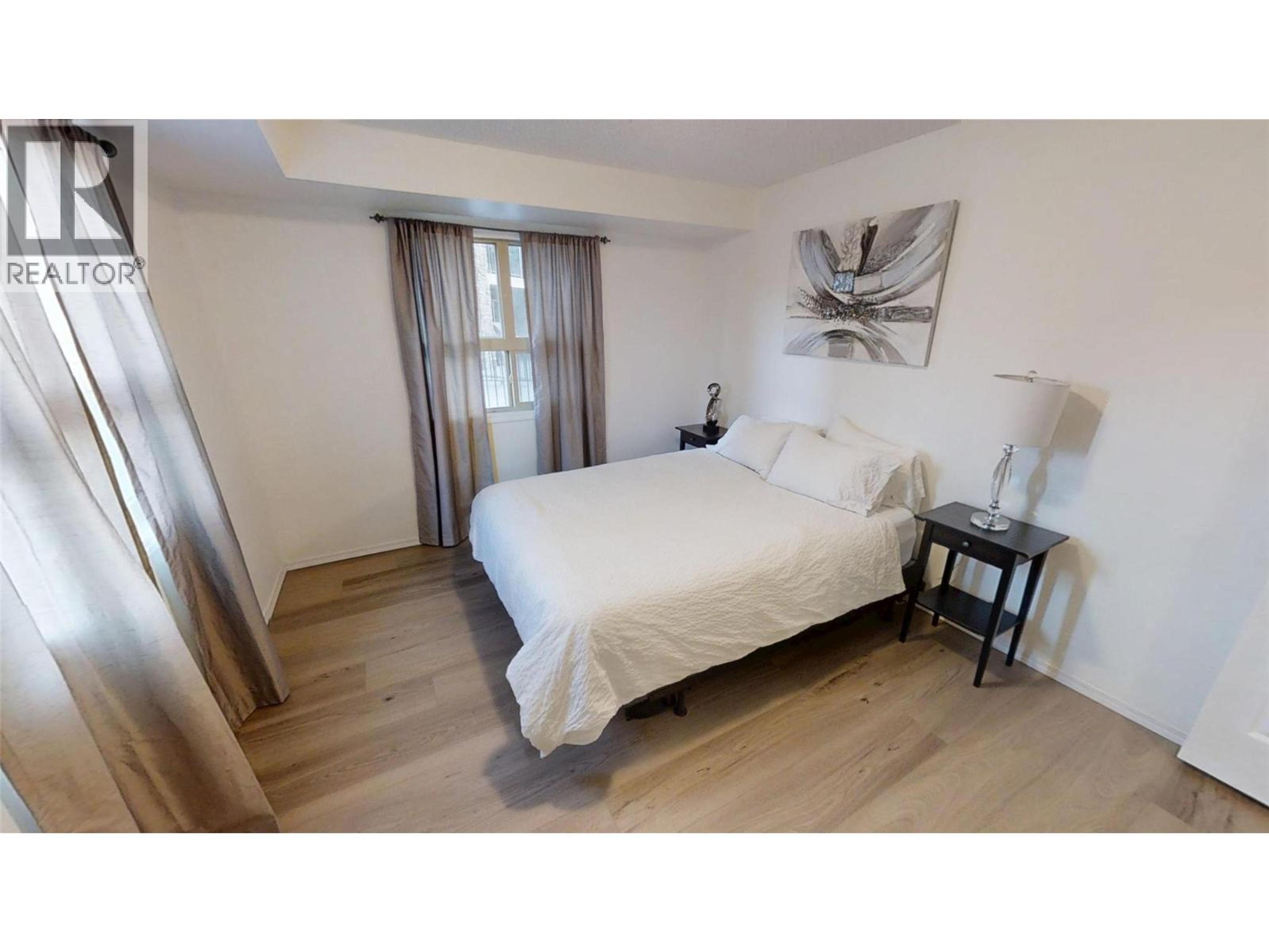 #3117 205 THIRD AVENUE - 23