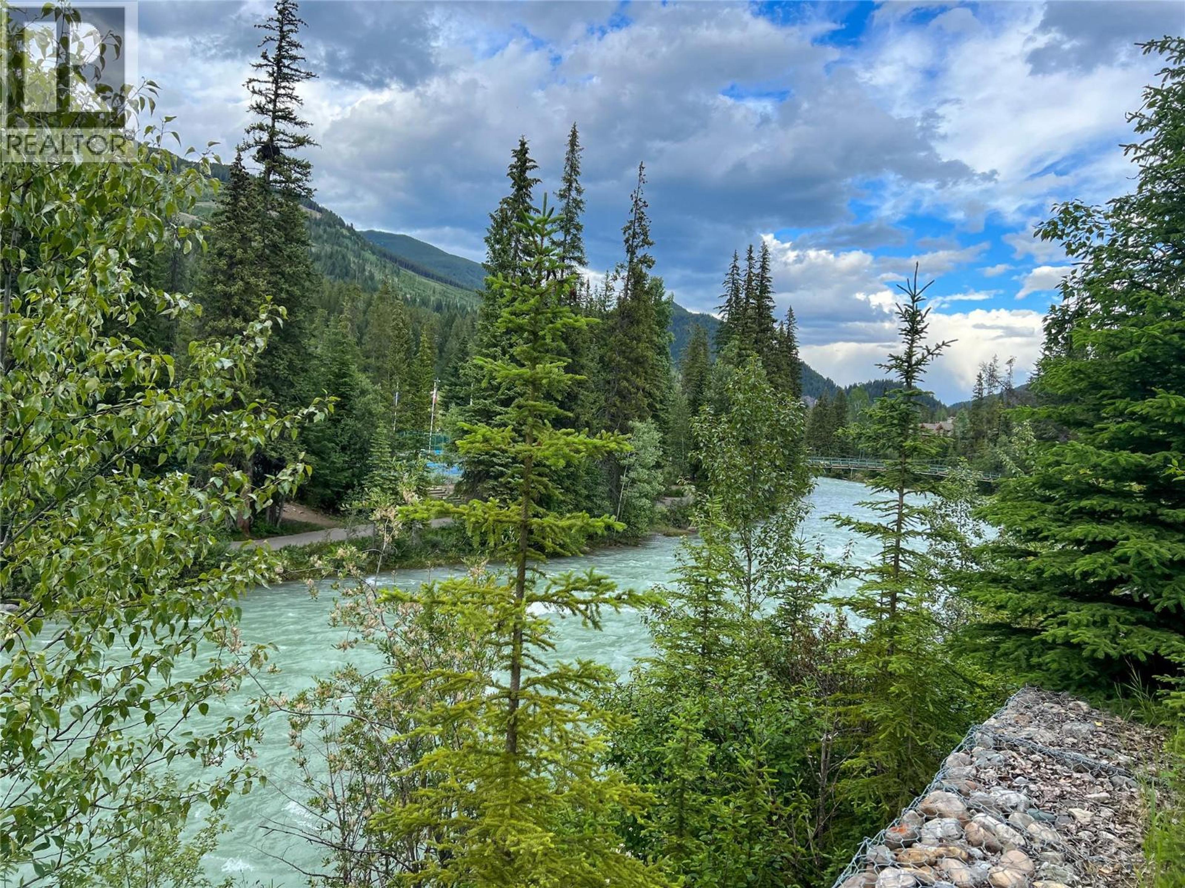 #415 2090 SUMMIT DRIVE - 34