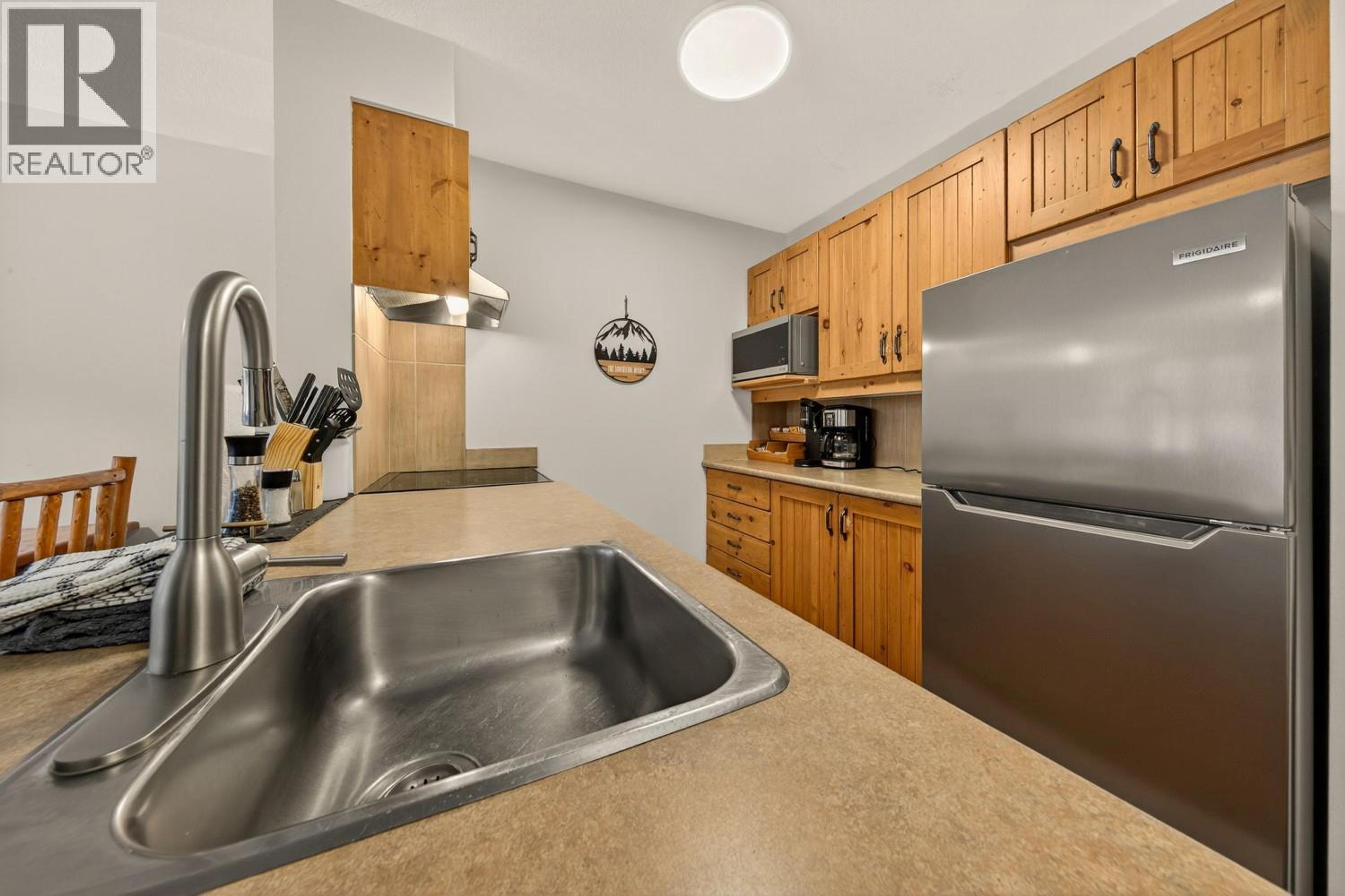 #415 2090 SUMMIT DRIVE - 5