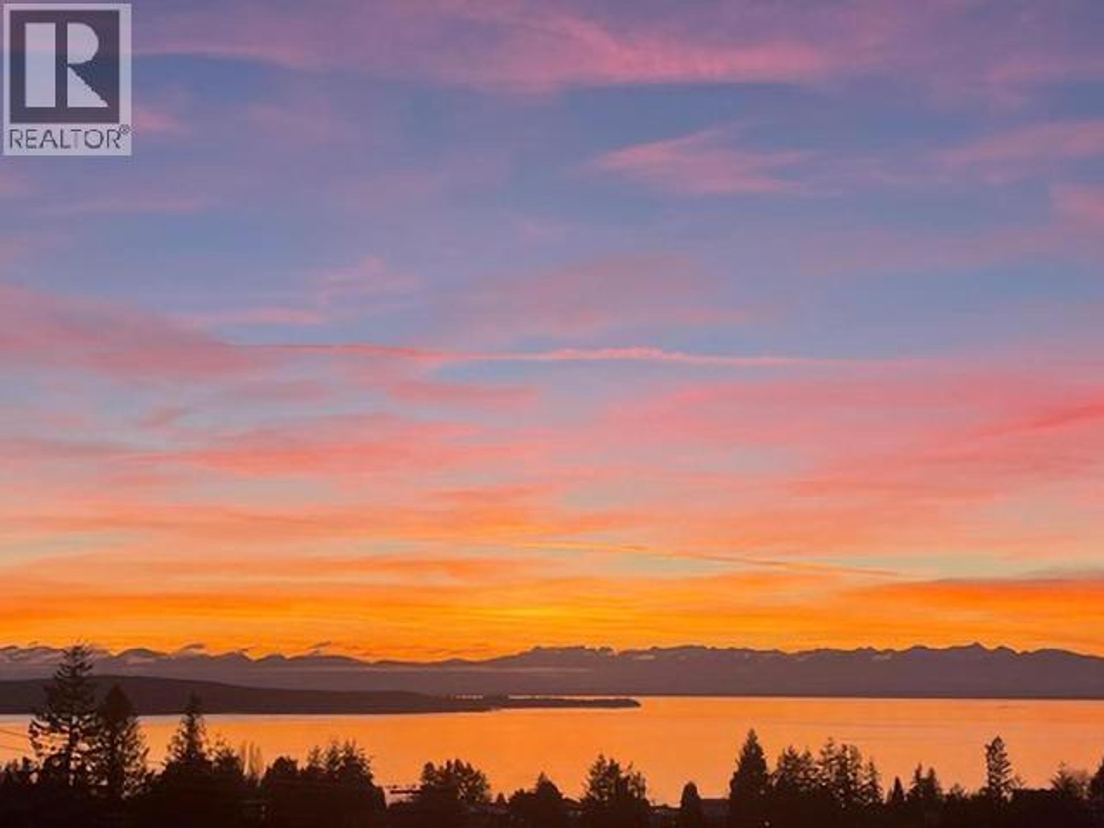 #402 7175 DUNCAN STREET - Main Image