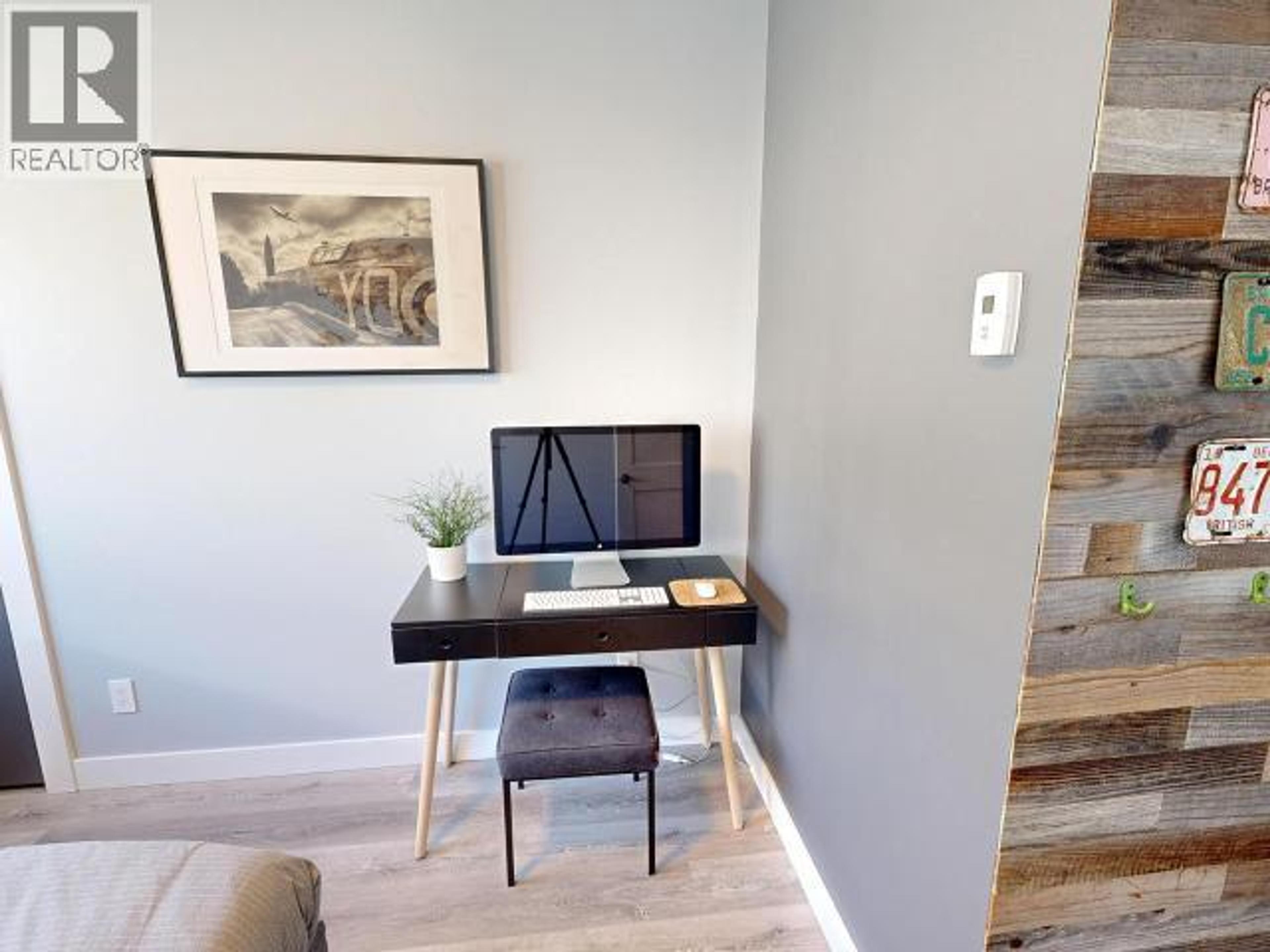 #402 7175 DUNCAN STREET - 12