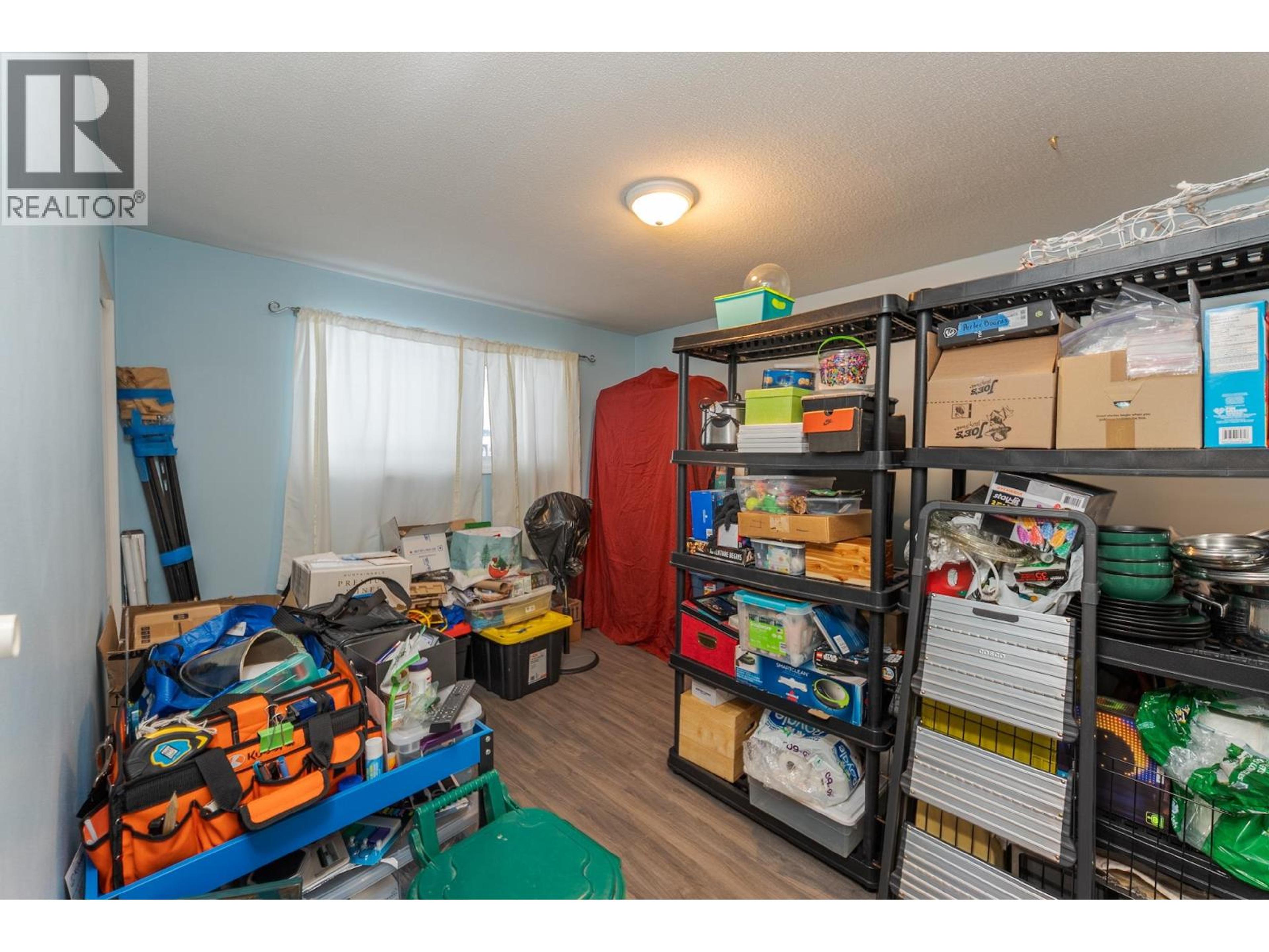 226 WILSON CRESCENT - 20