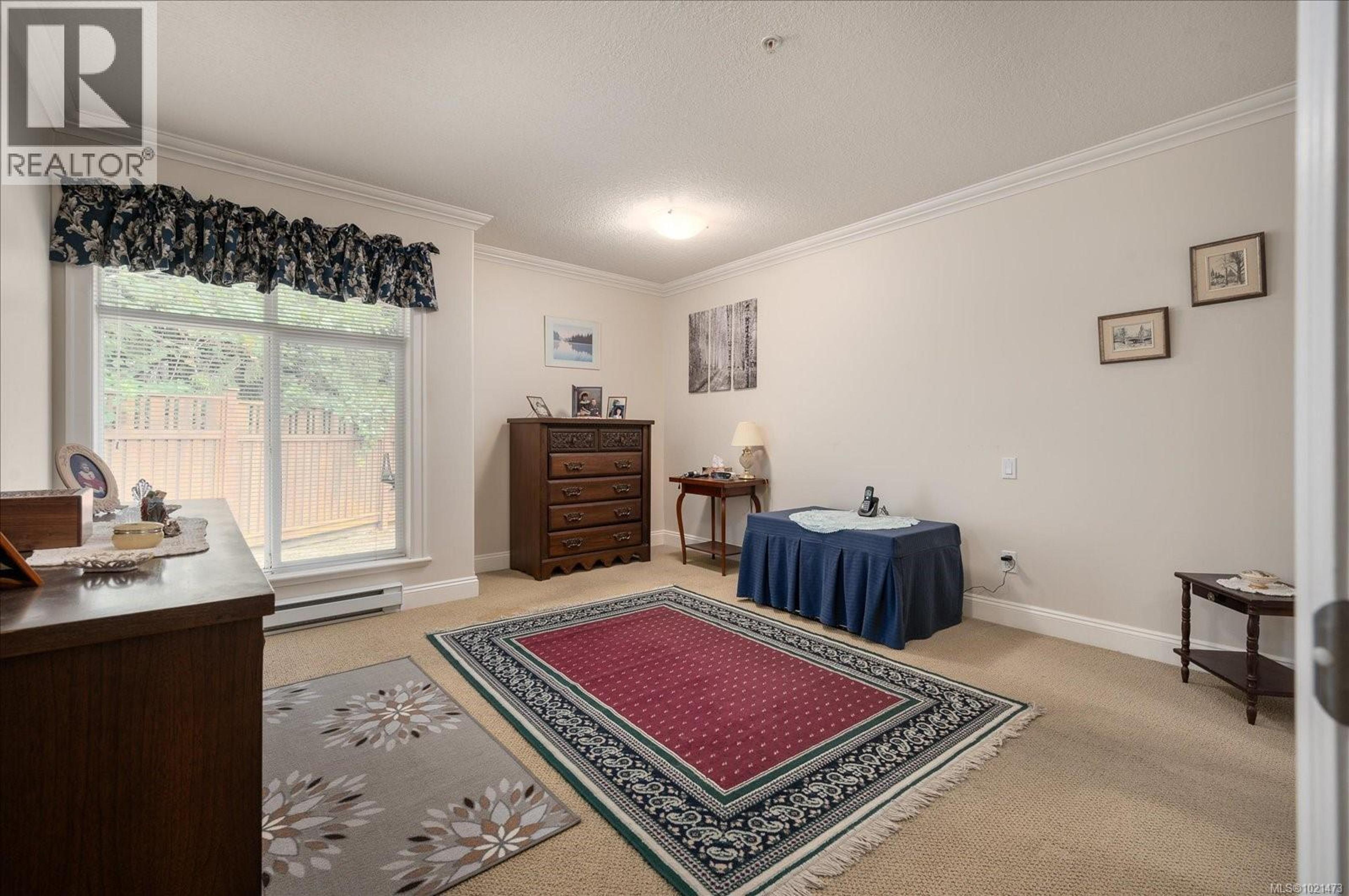 #12 340 YOUNG ST - 14