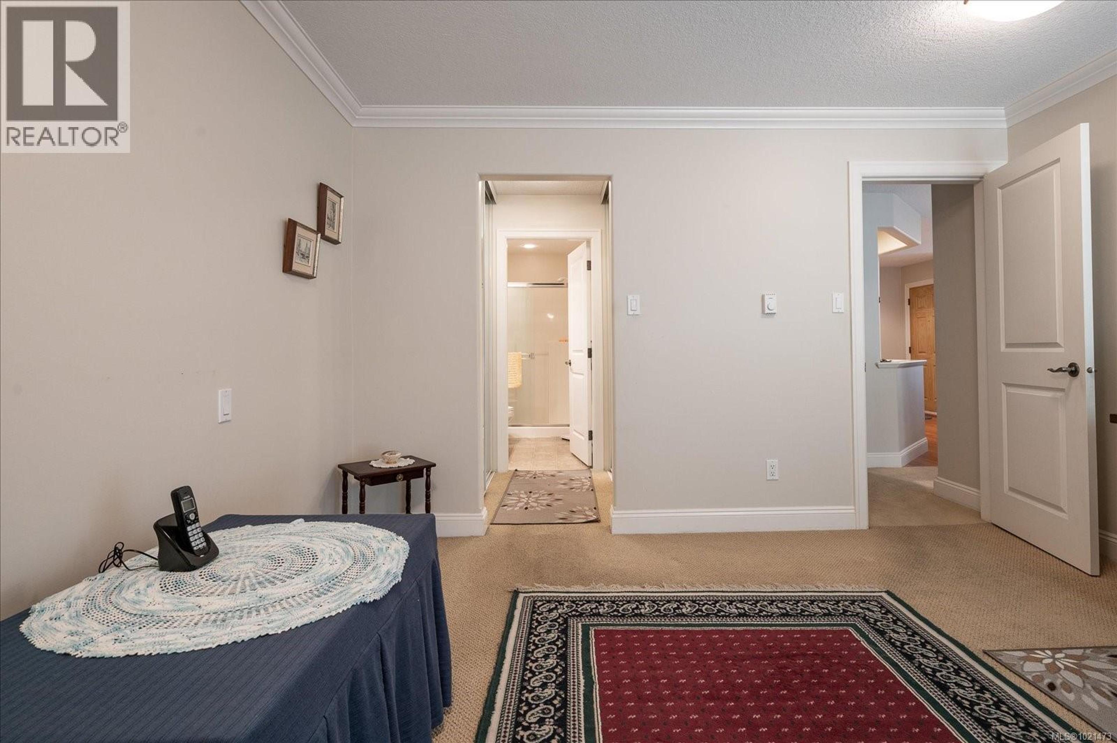 #12 340 YOUNG ST - 15