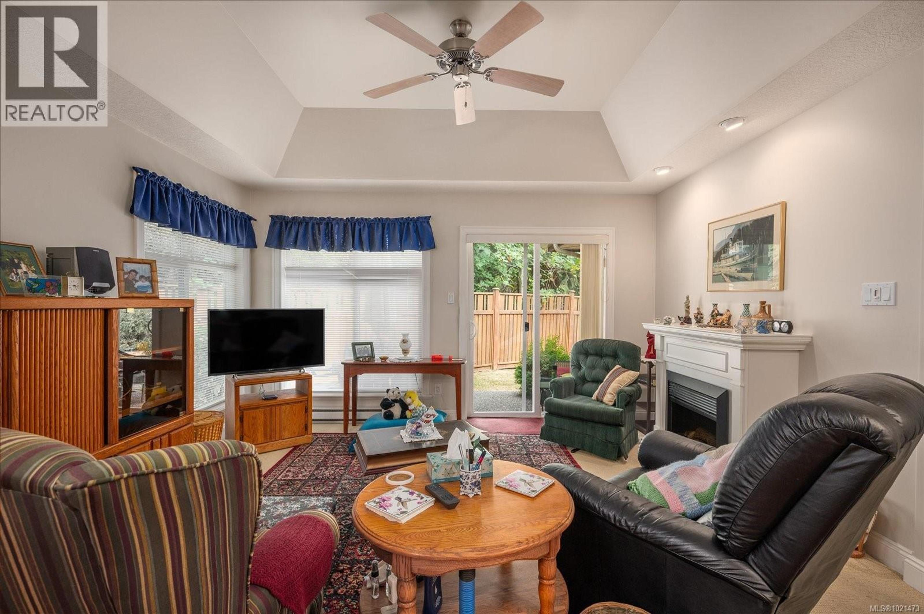 #12 340 YOUNG ST - 8