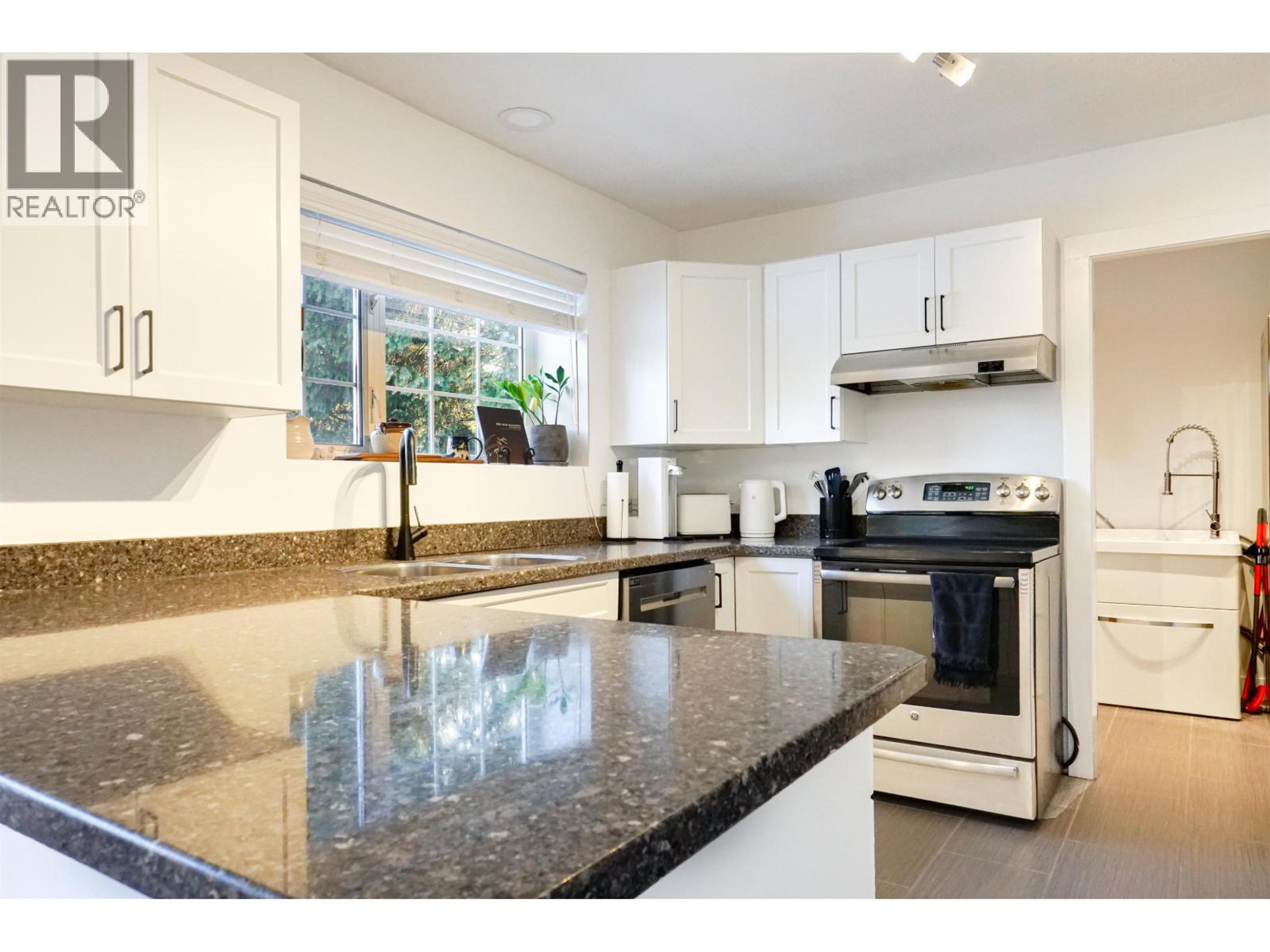 69 BAXTER STREET - 7