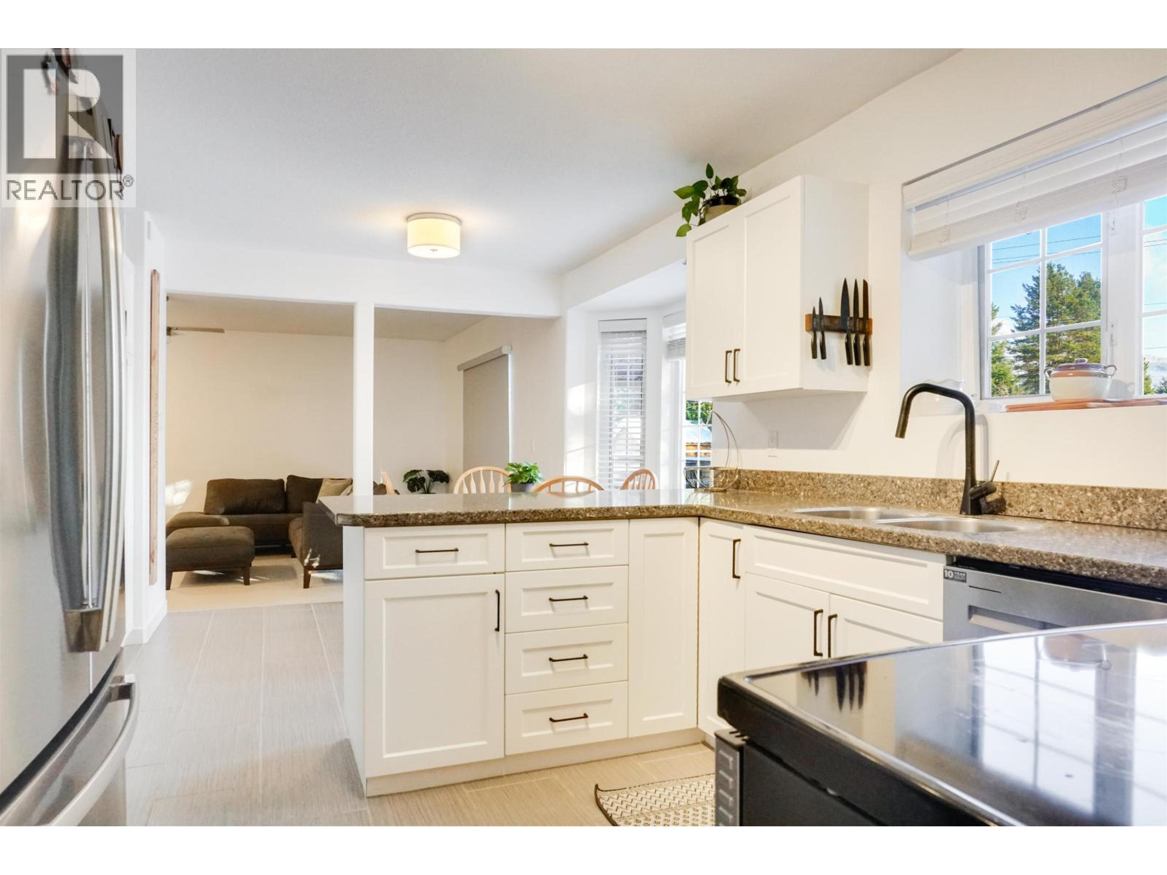 69 BAXTER STREET - 6