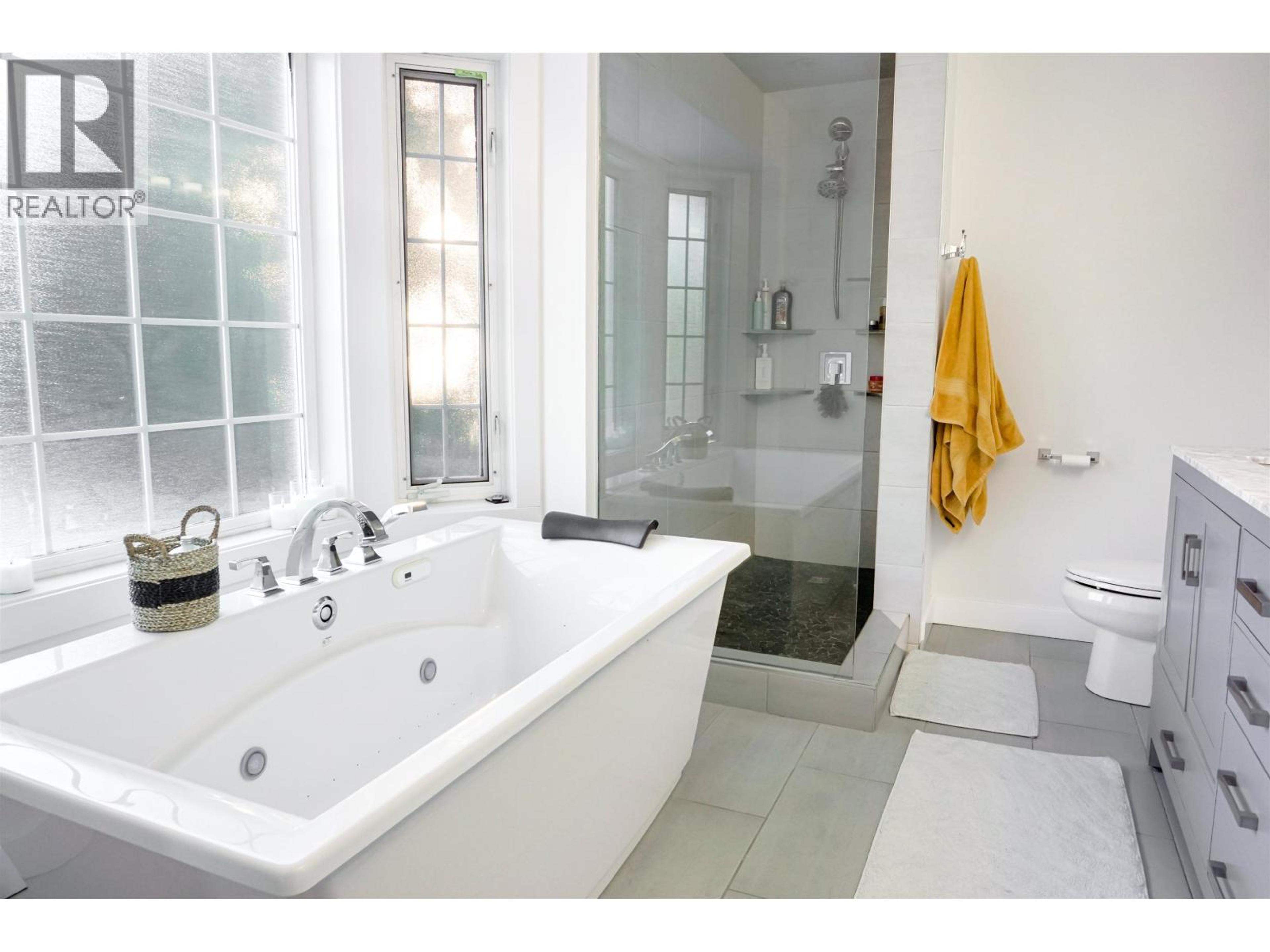 69 BAXTER STREET - 12