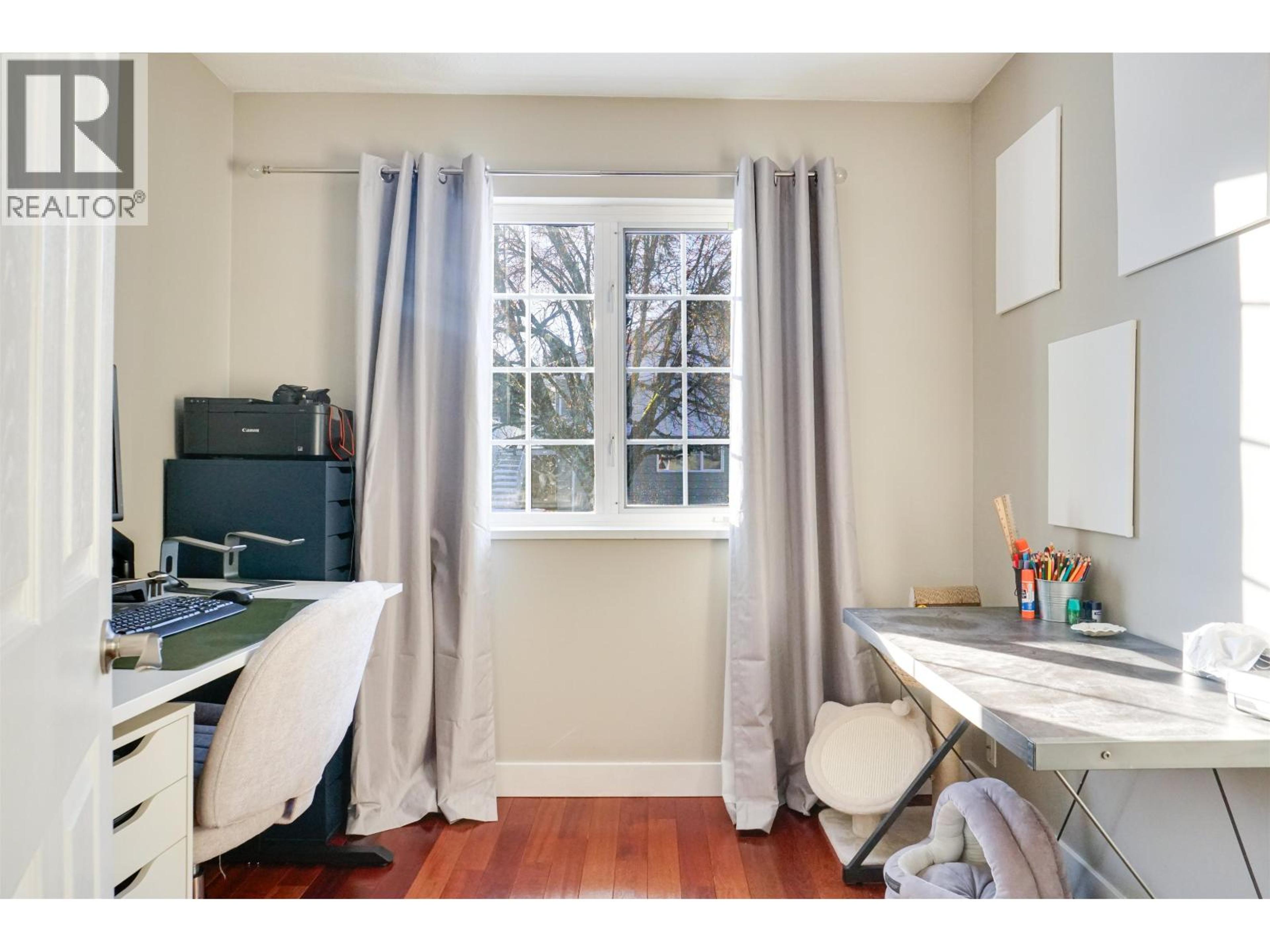 69 BAXTER STREET - 18