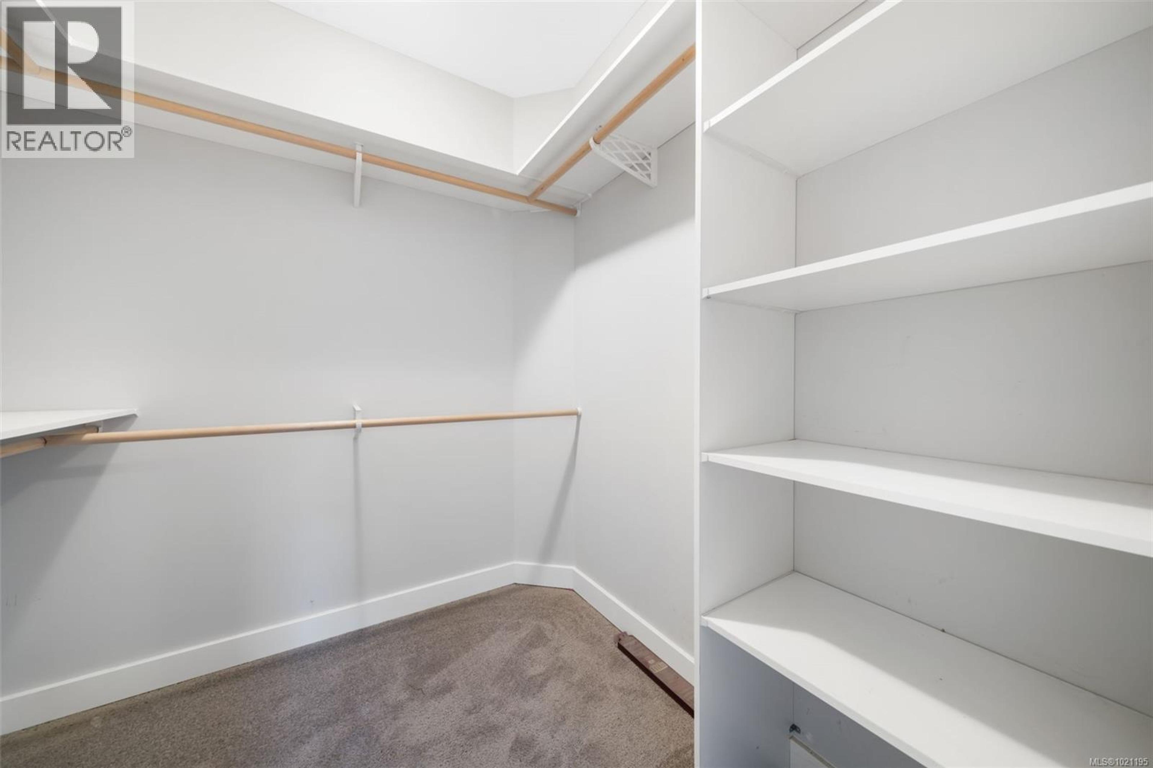 374 POINT IDEAL DR - 16