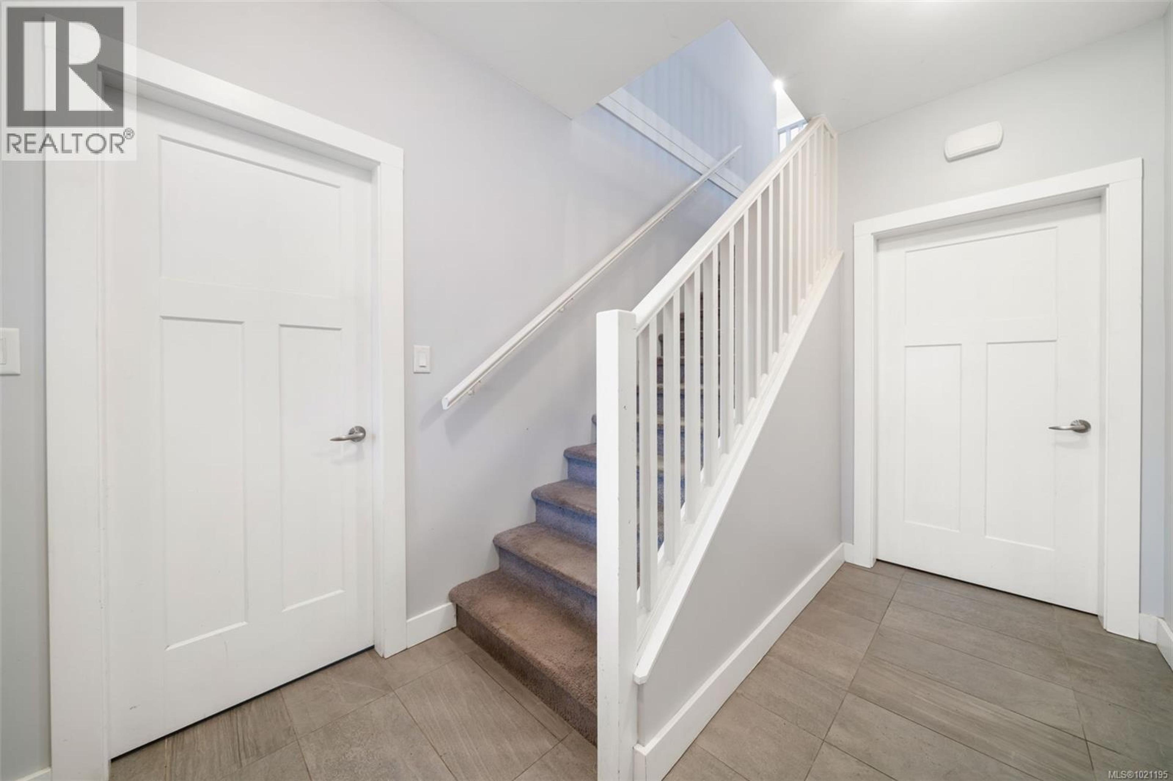 374 POINT IDEAL DR - 28