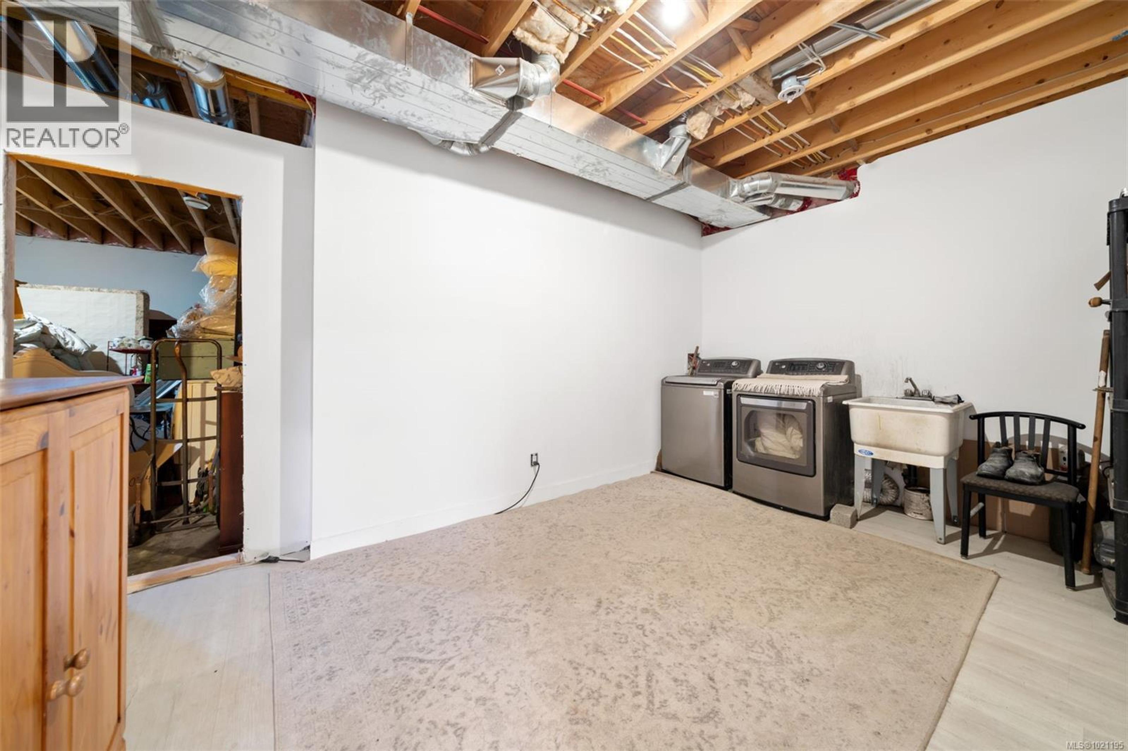 374 POINT IDEAL DR - 31