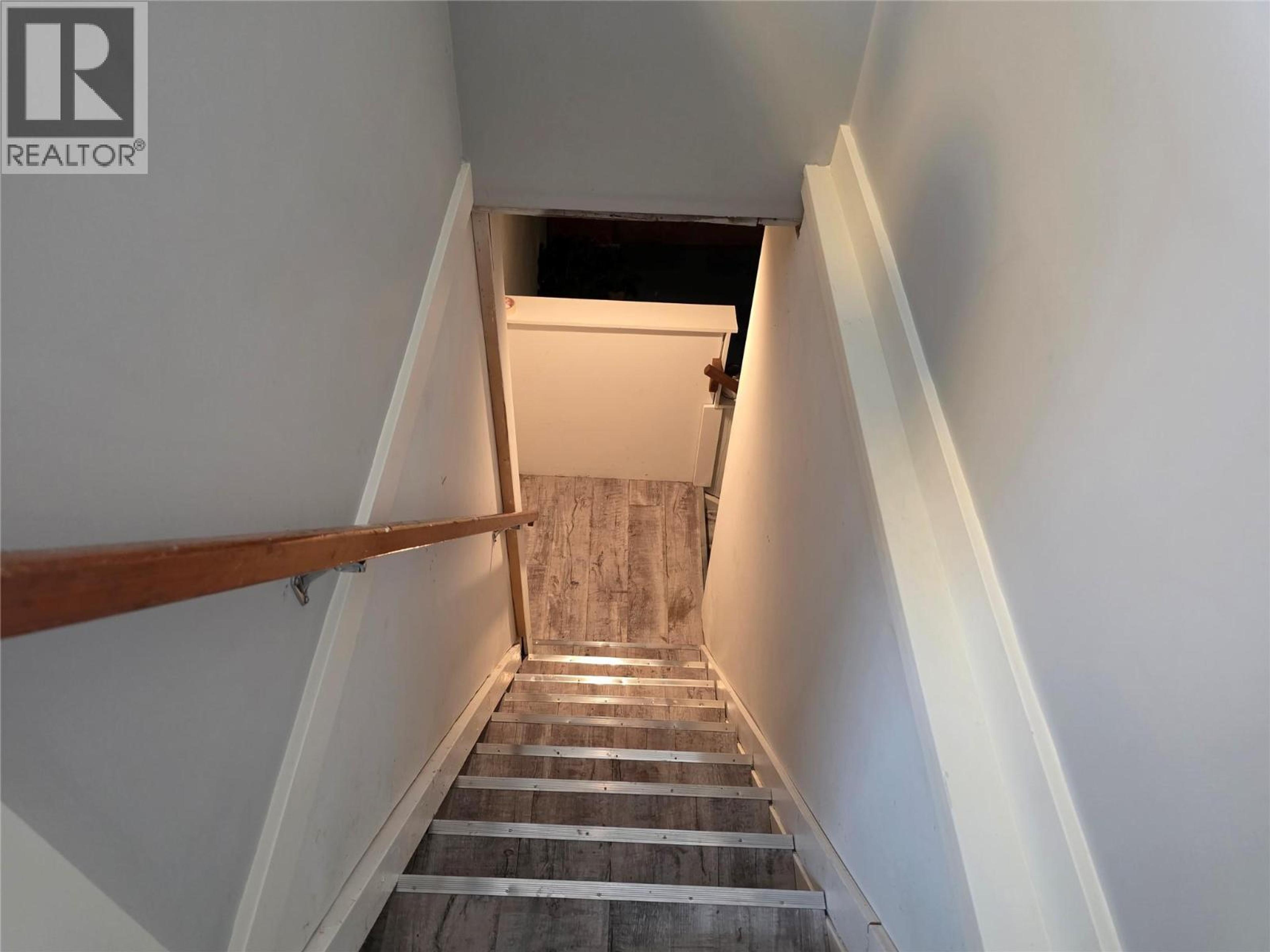 1704 SECOND AVENUE - 33