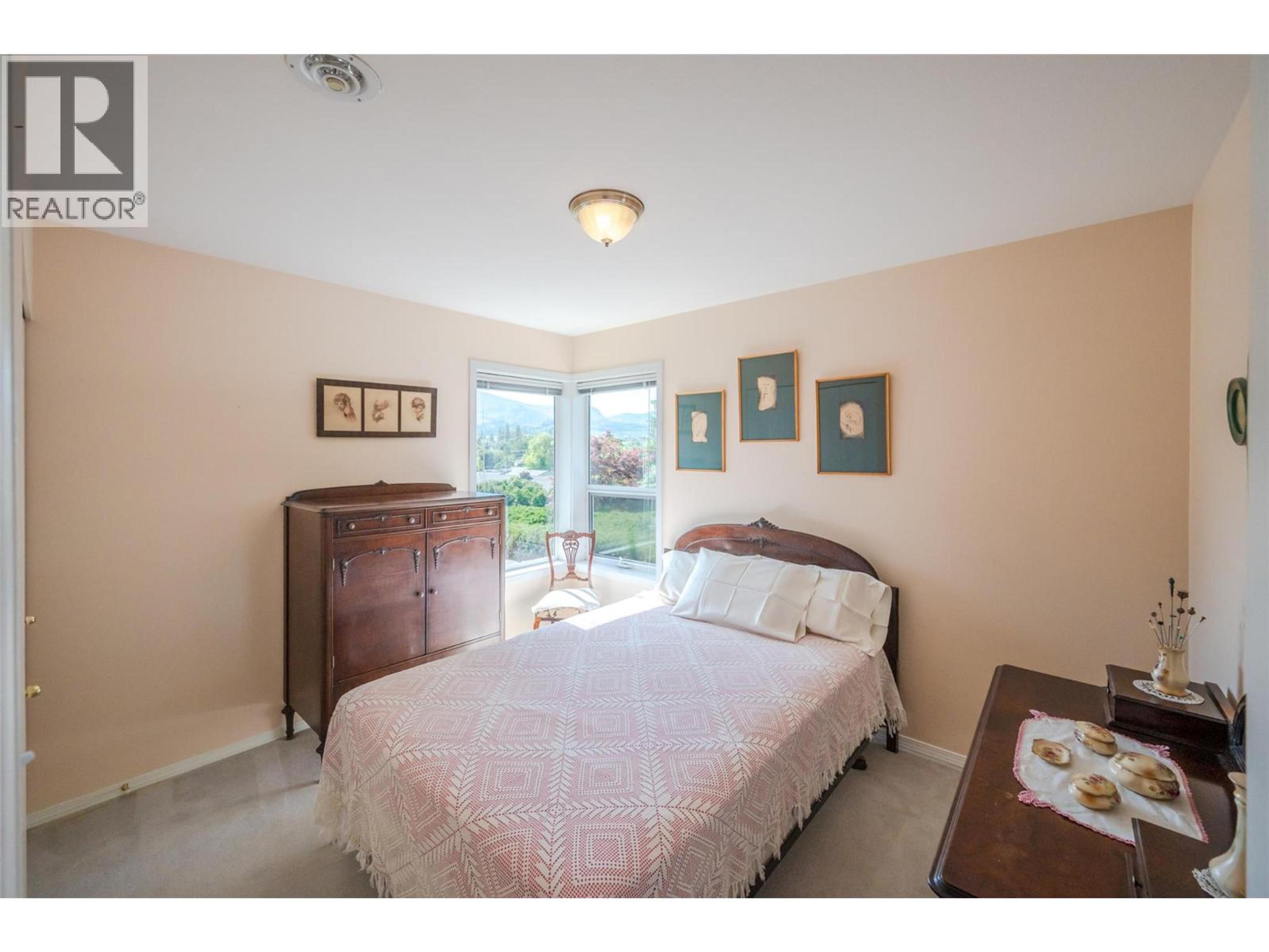 4836/4840 BARTEN PLACE - 21