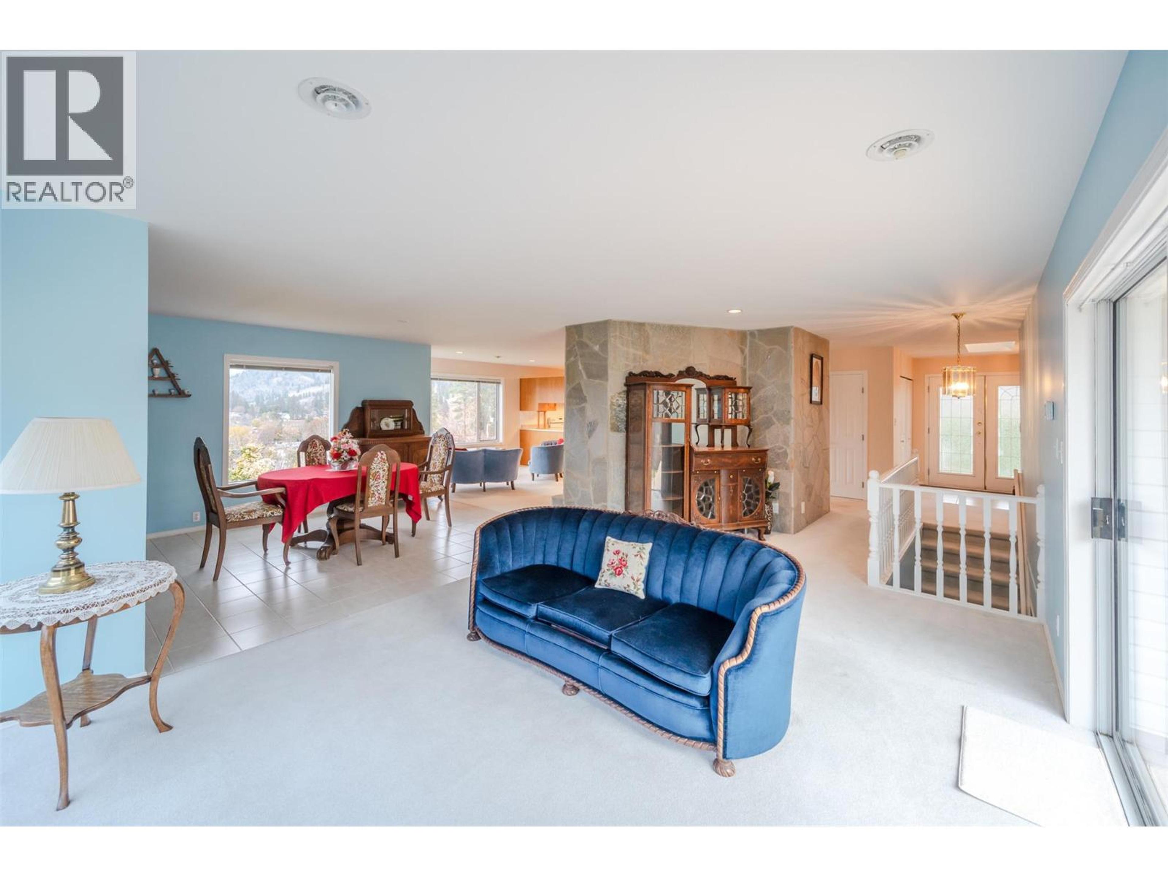 4836/4840 BARTEN PLACE - 14