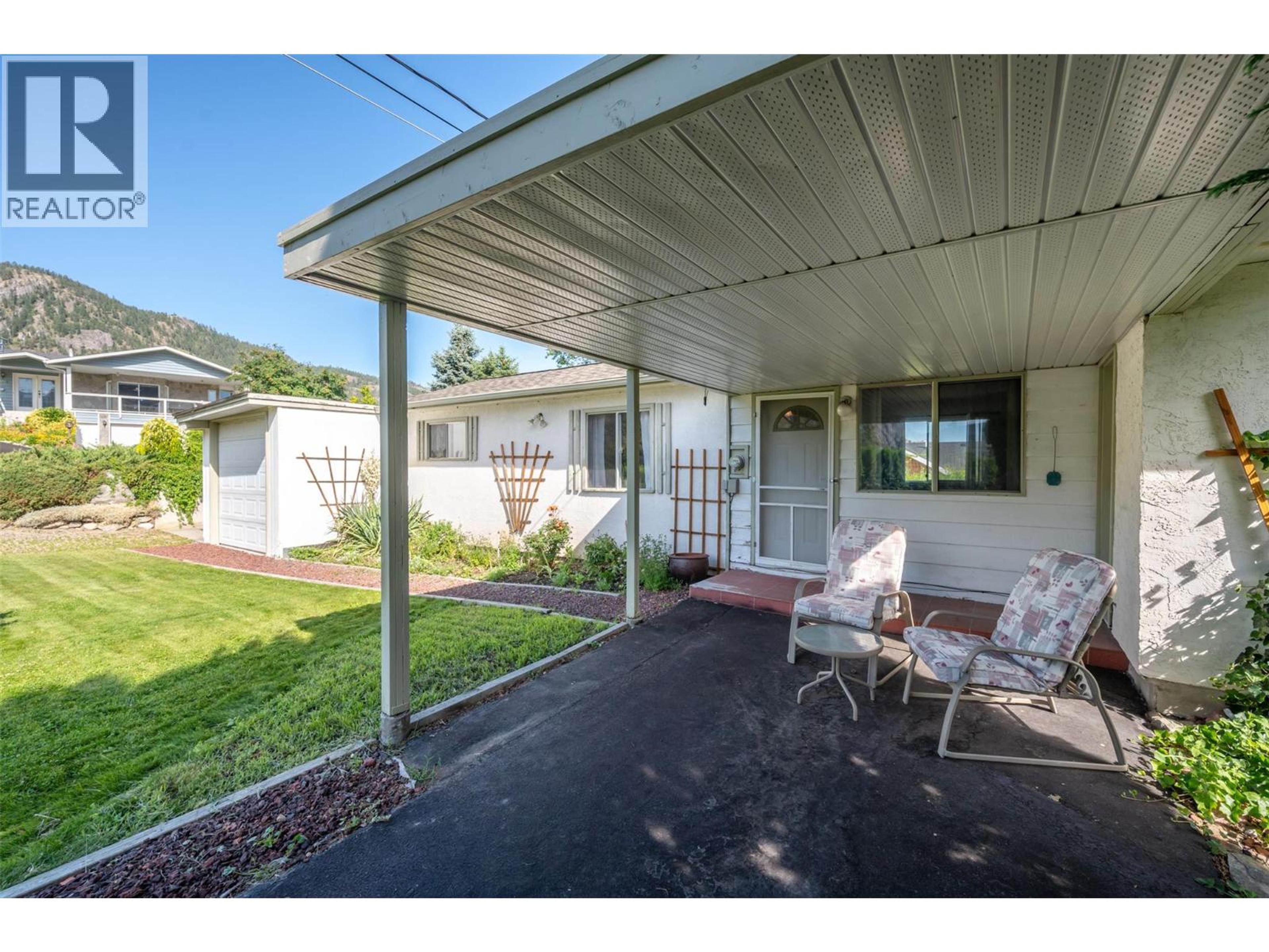 4836/4840 BARTEN PLACE - 36