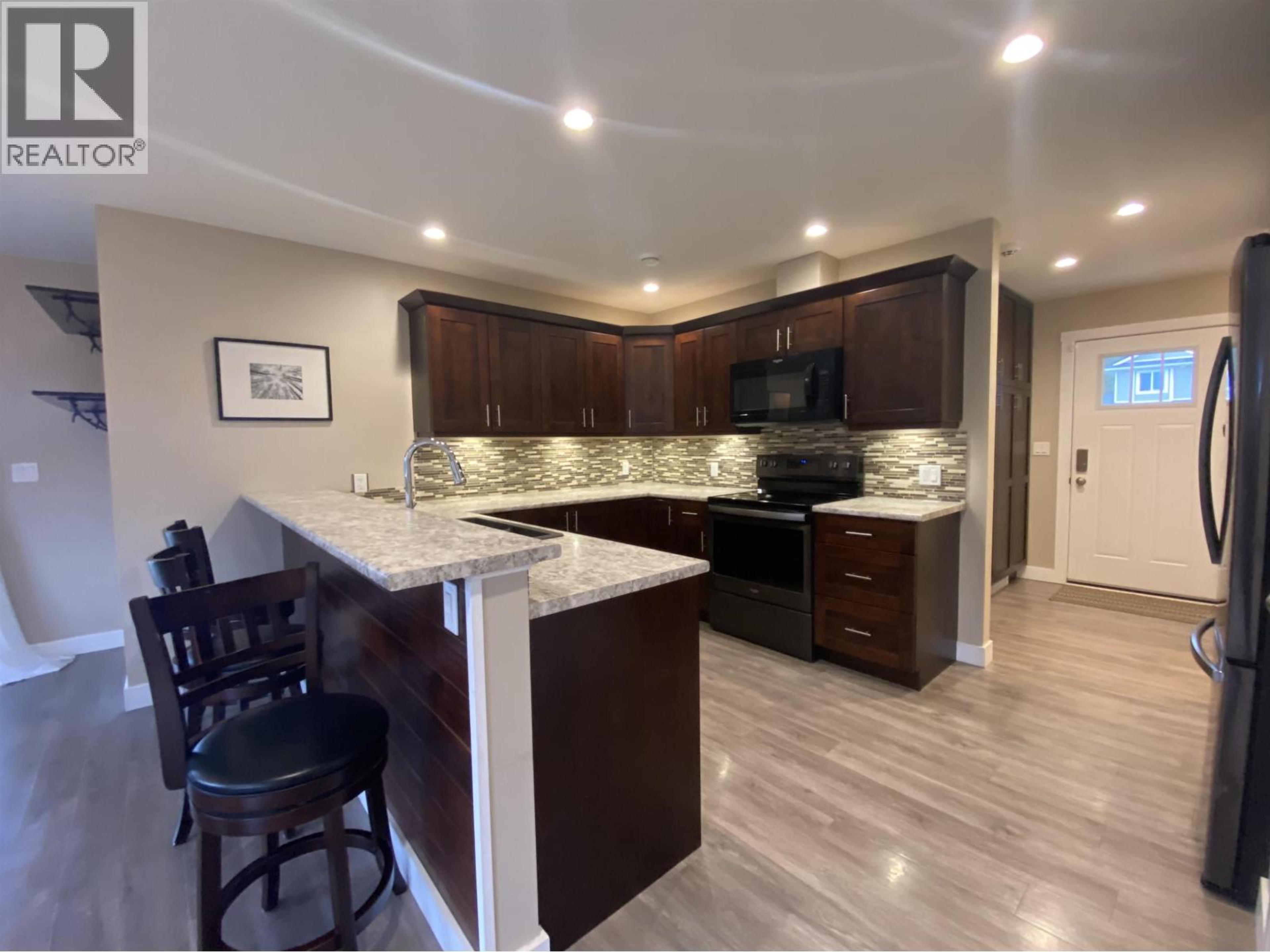 5237 SMITH AVENUE - 4