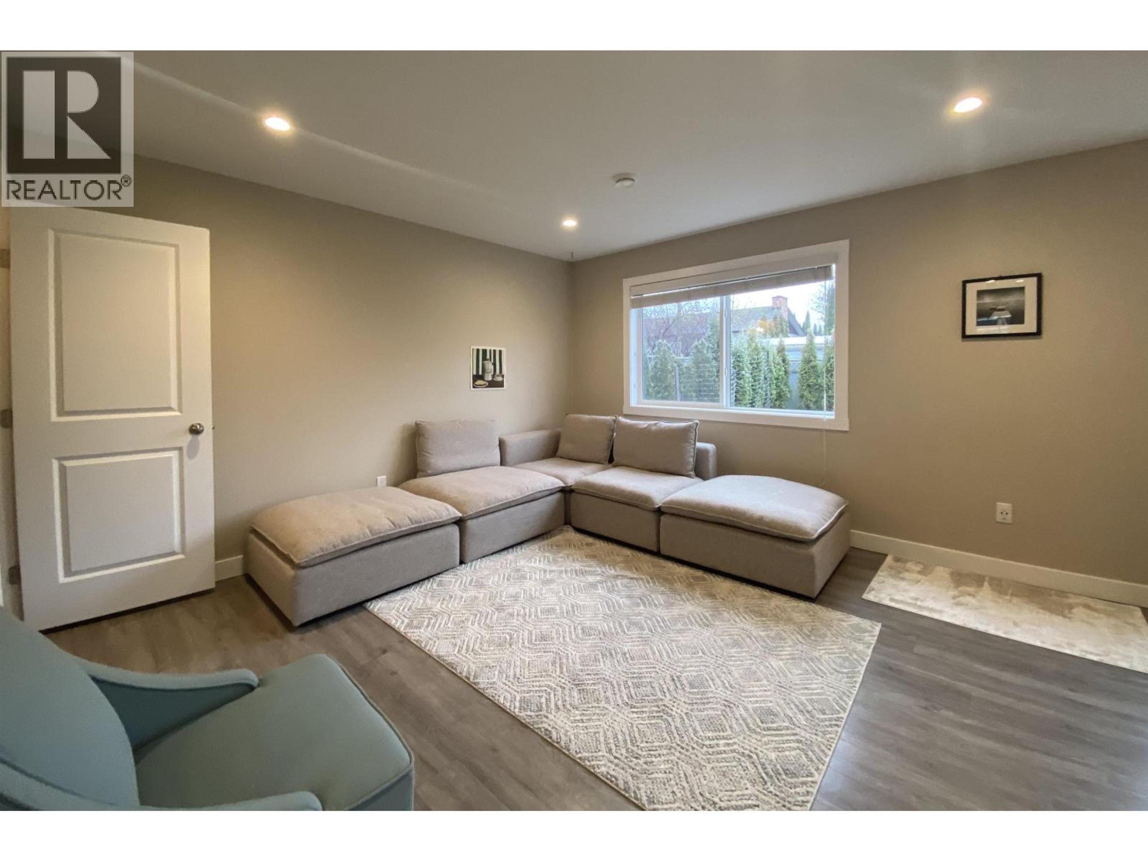 5237 SMITH AVENUE - 8