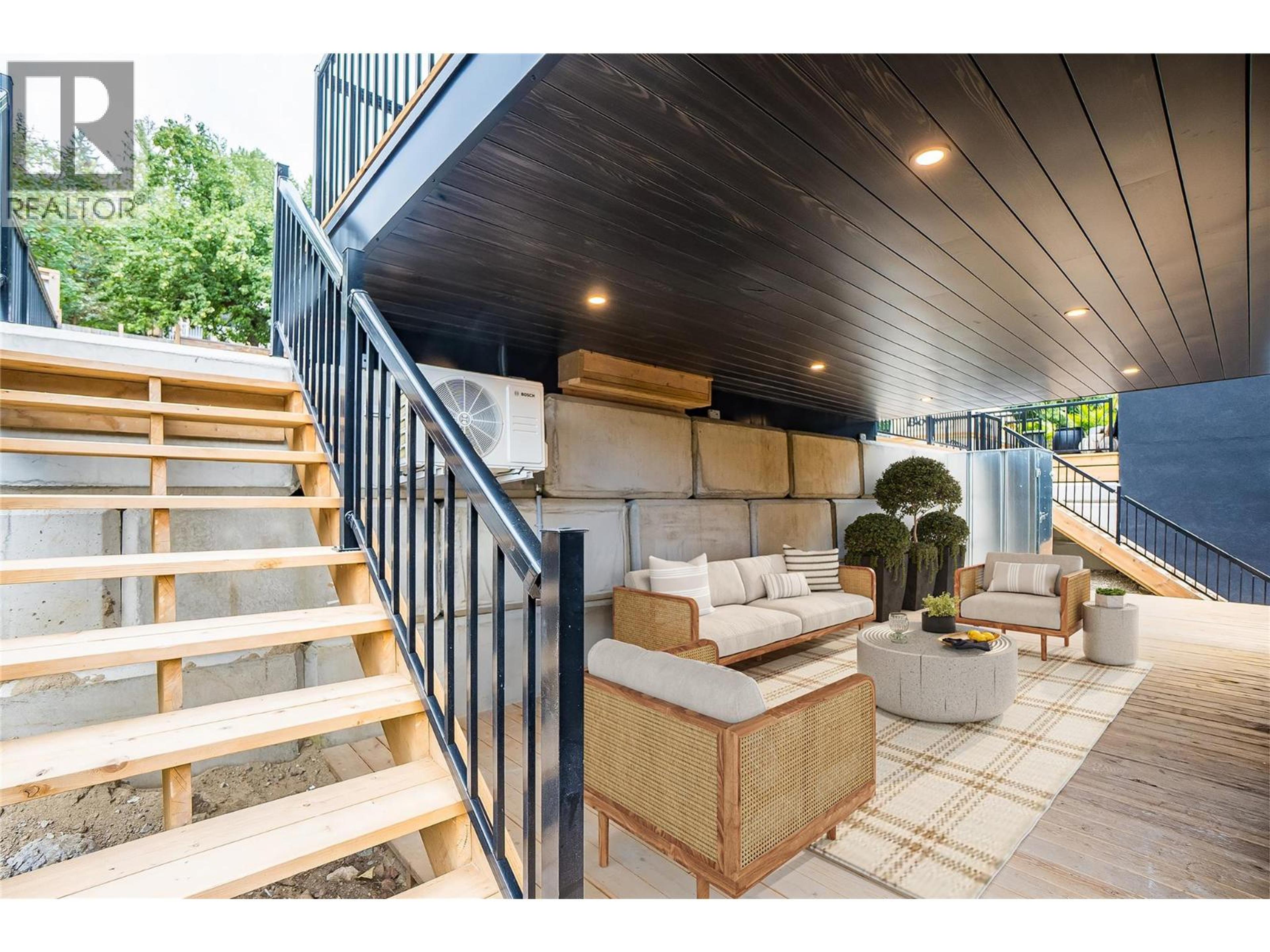 C-620 RICHARDS STREET - 15