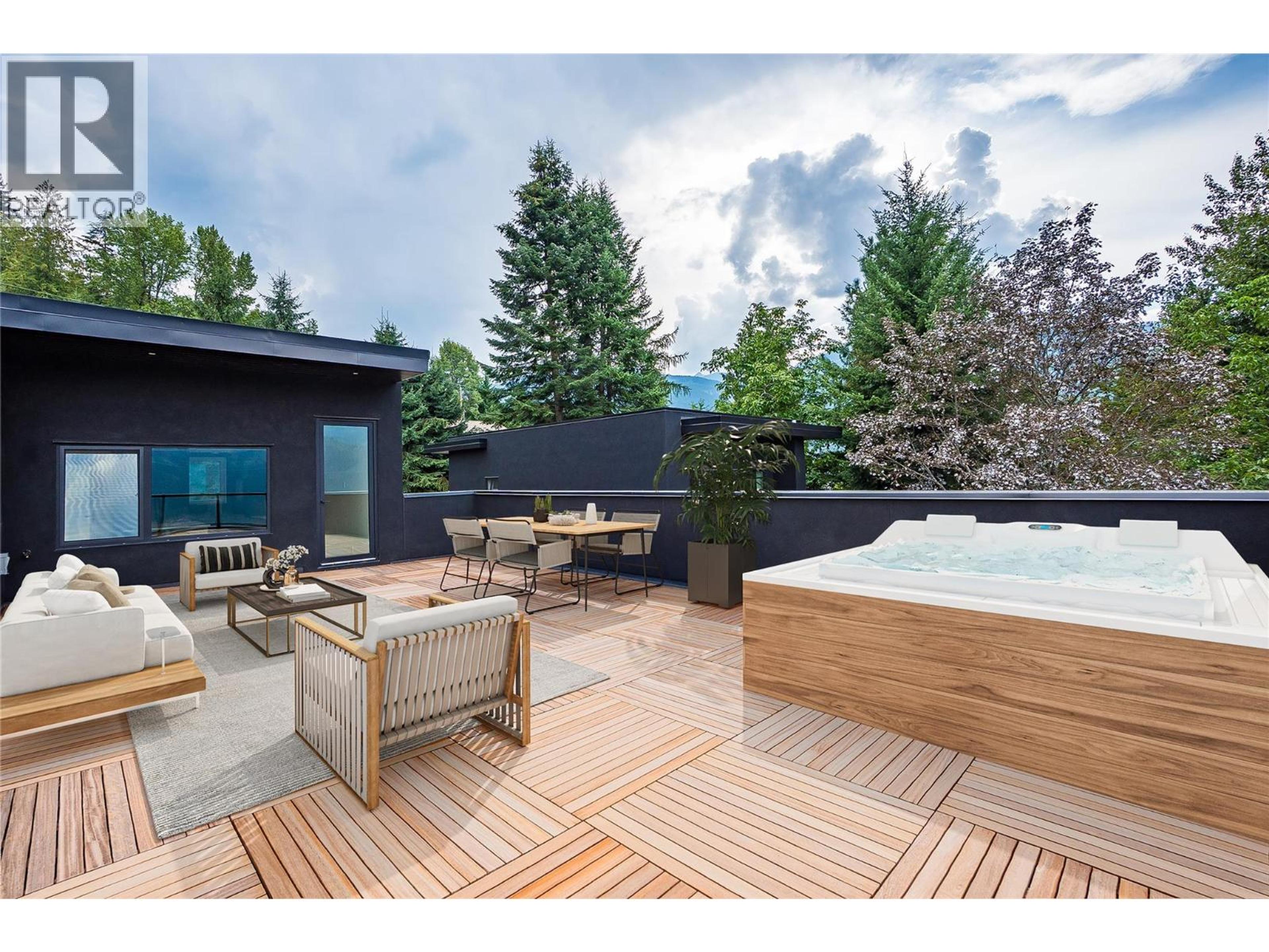 C-620 RICHARDS STREET - 5