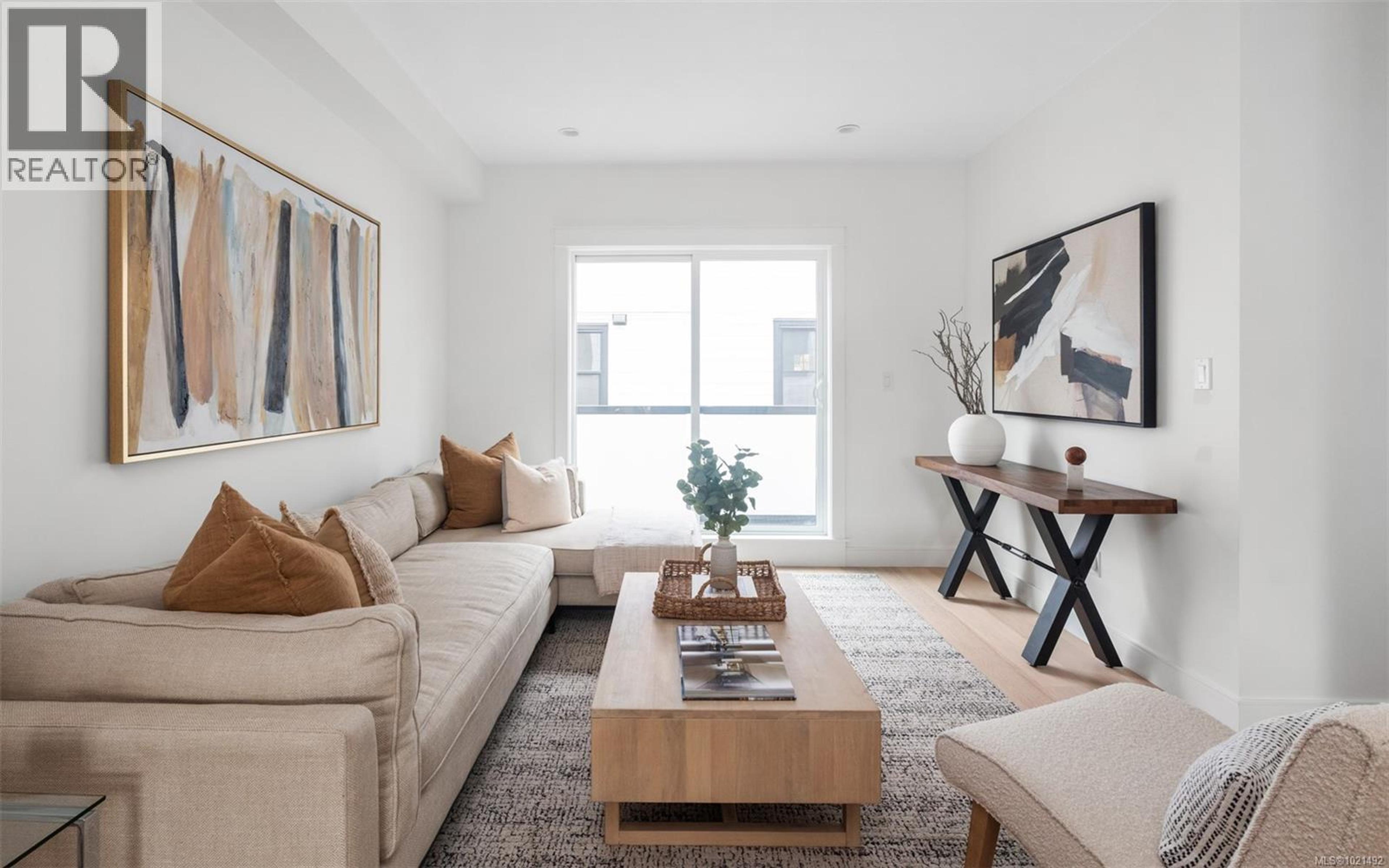 #6 820 DUNSMUIR RD - 5