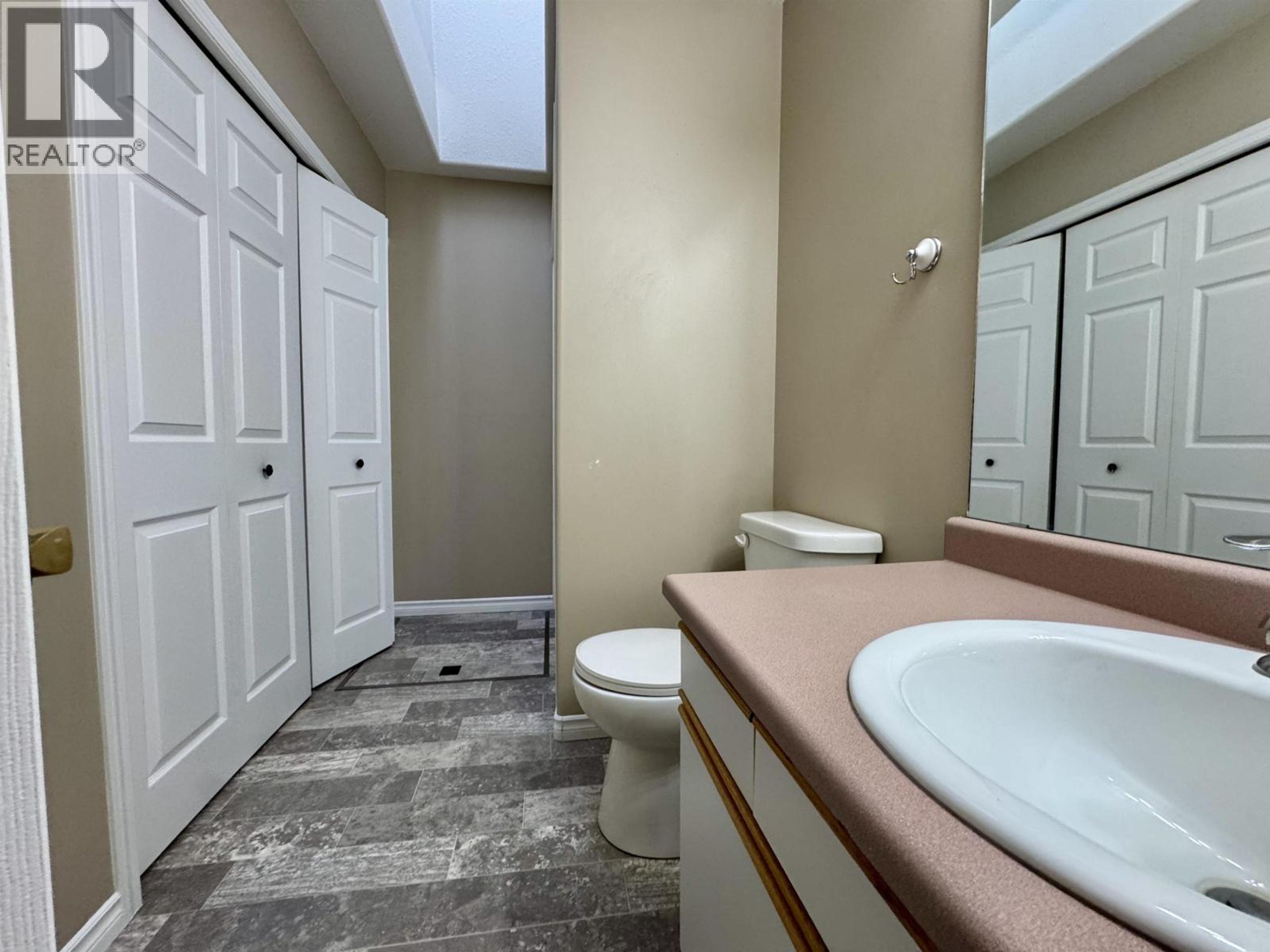 #45 500 WOTZKE DRIVE - 10