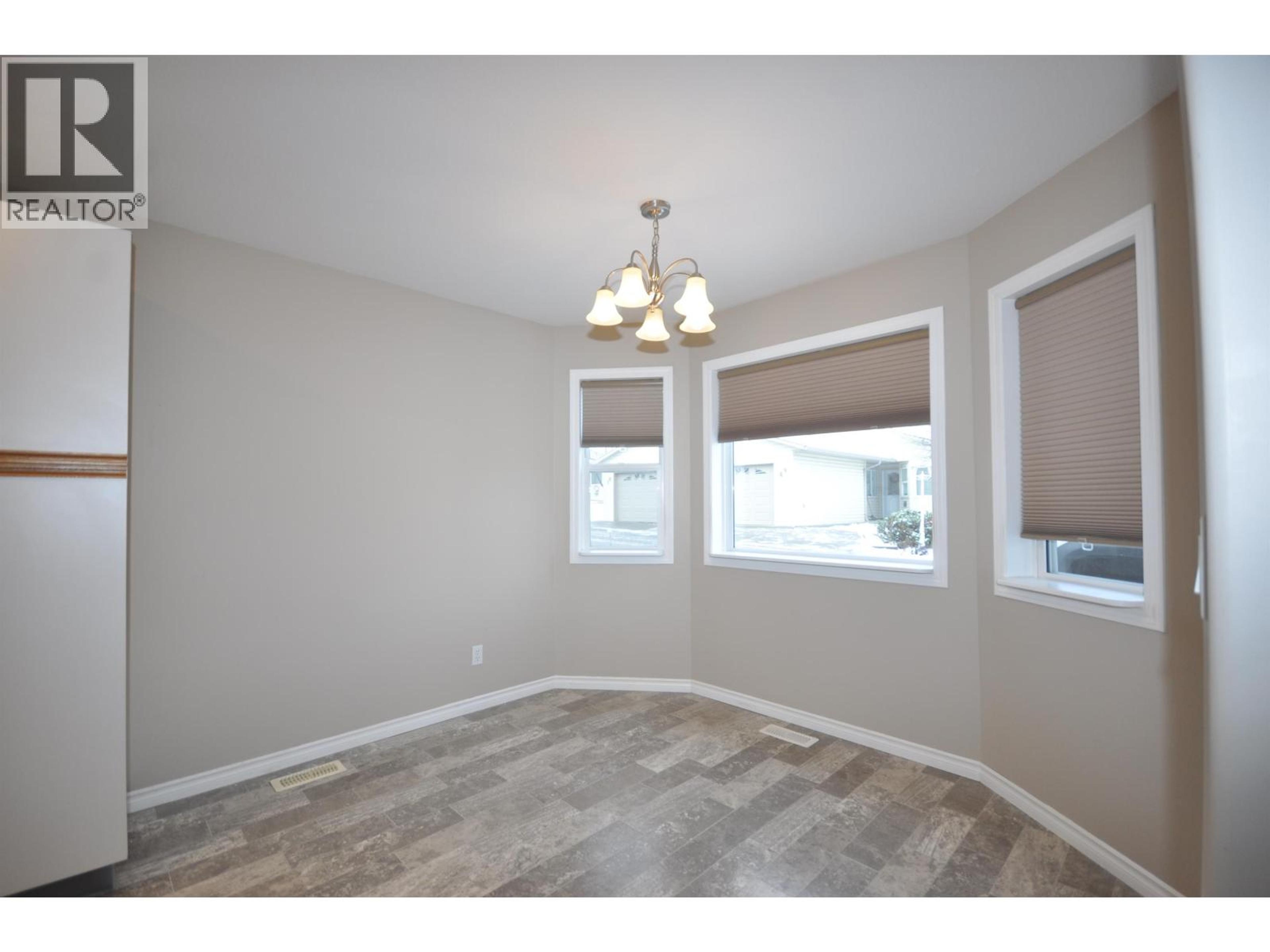 #45 500 WOTZKE DRIVE - Image 2