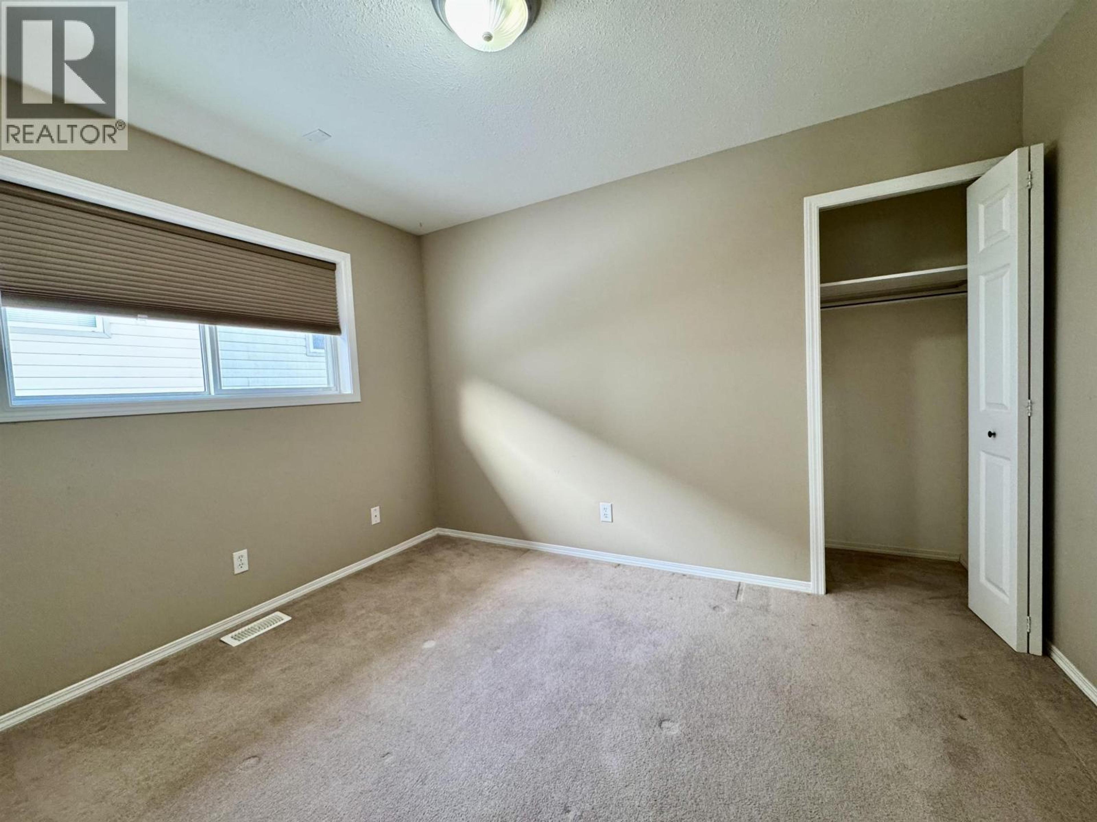 #45 500 WOTZKE DRIVE - 19