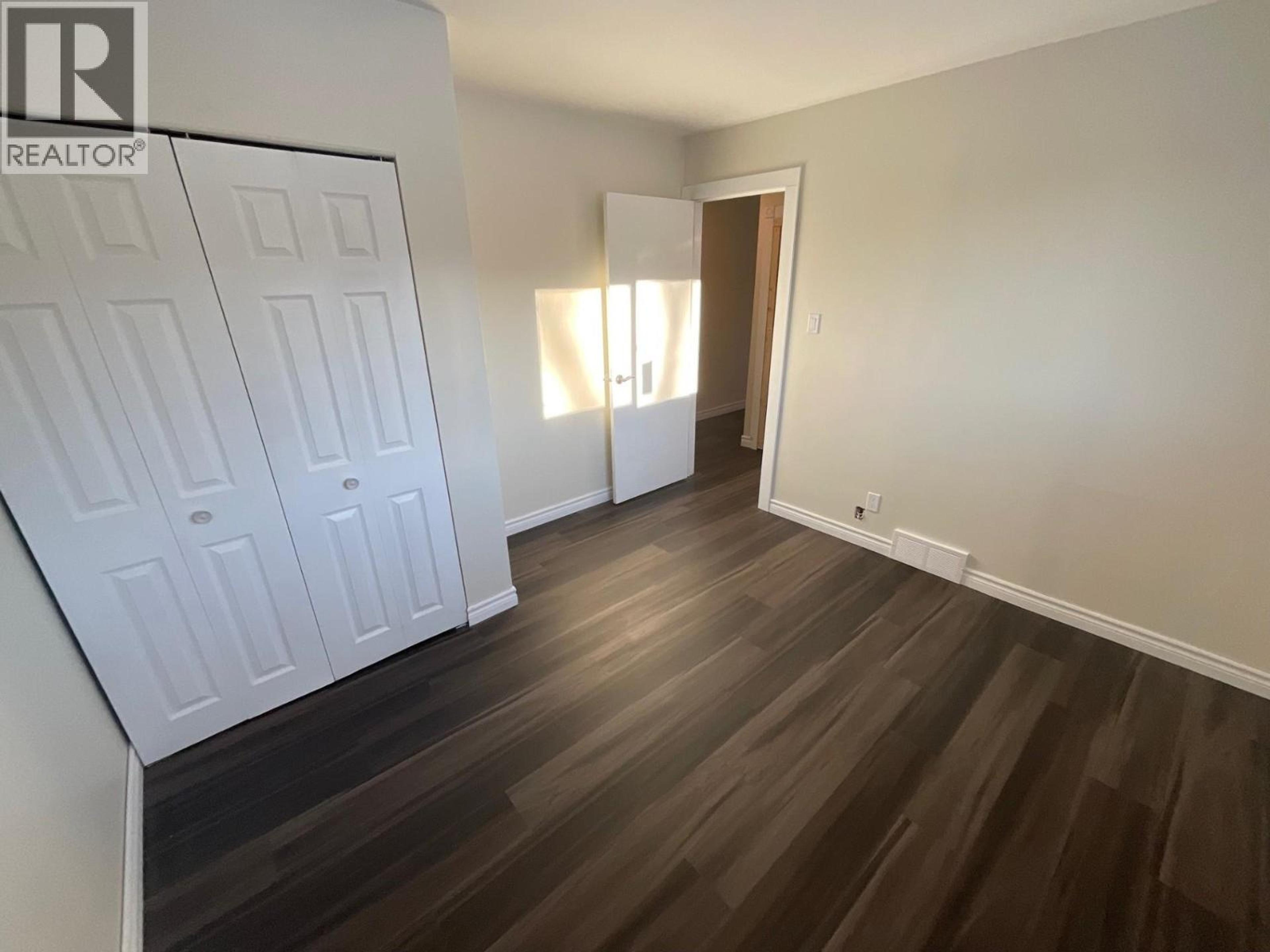 8835 103 AVENUE - Image 12