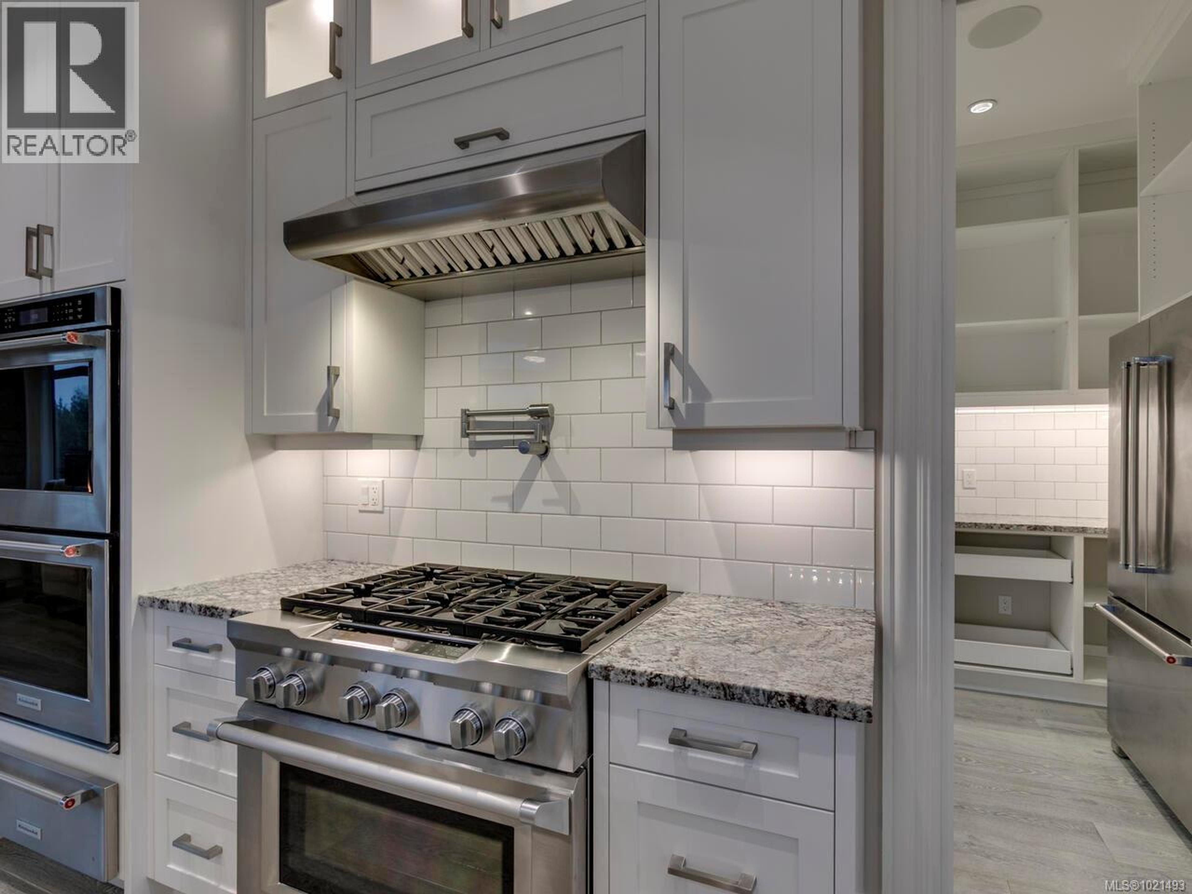 776 HIRST AVE - Image 2