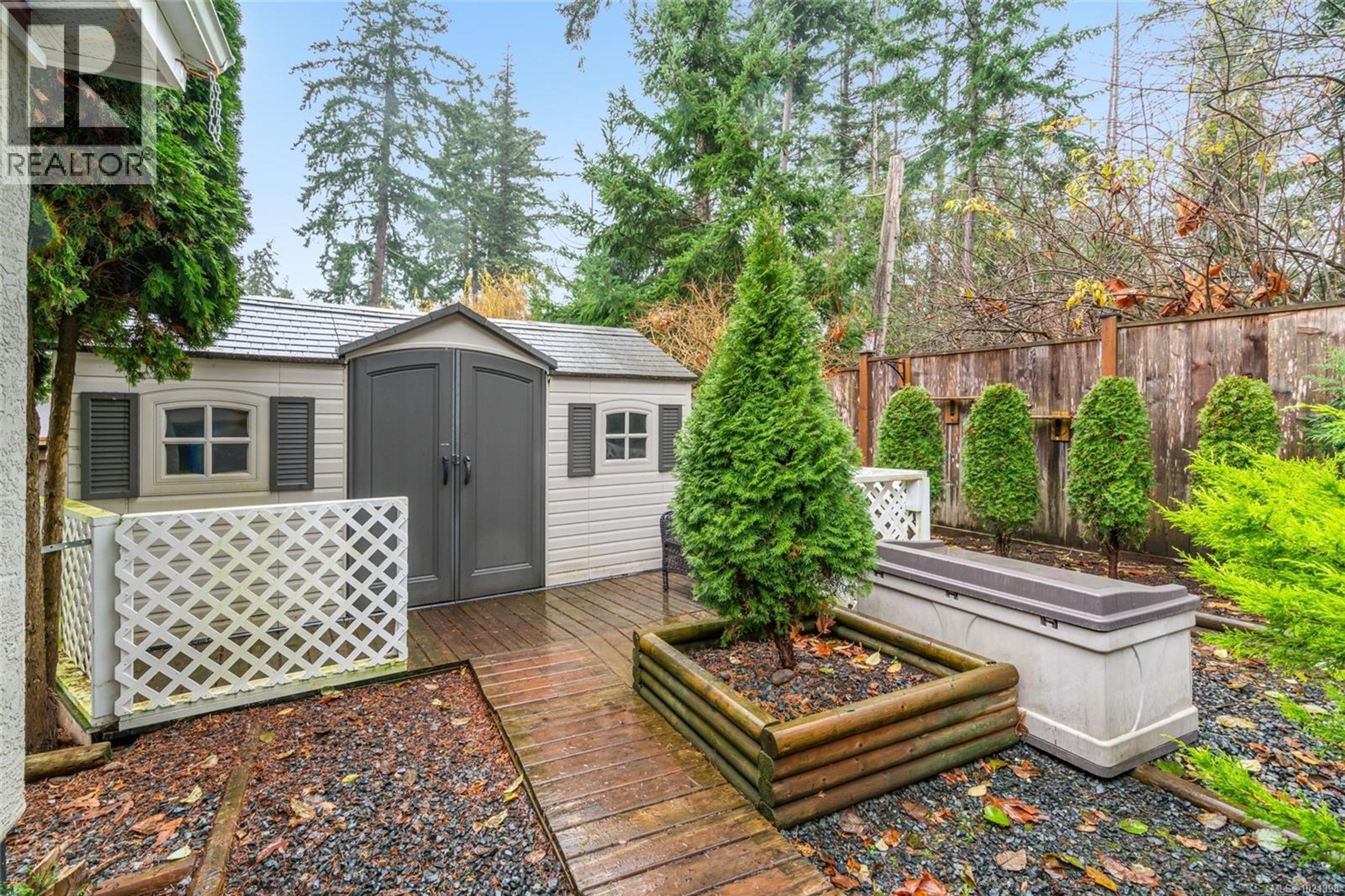 83 BRIDGEWATER LANE - 43