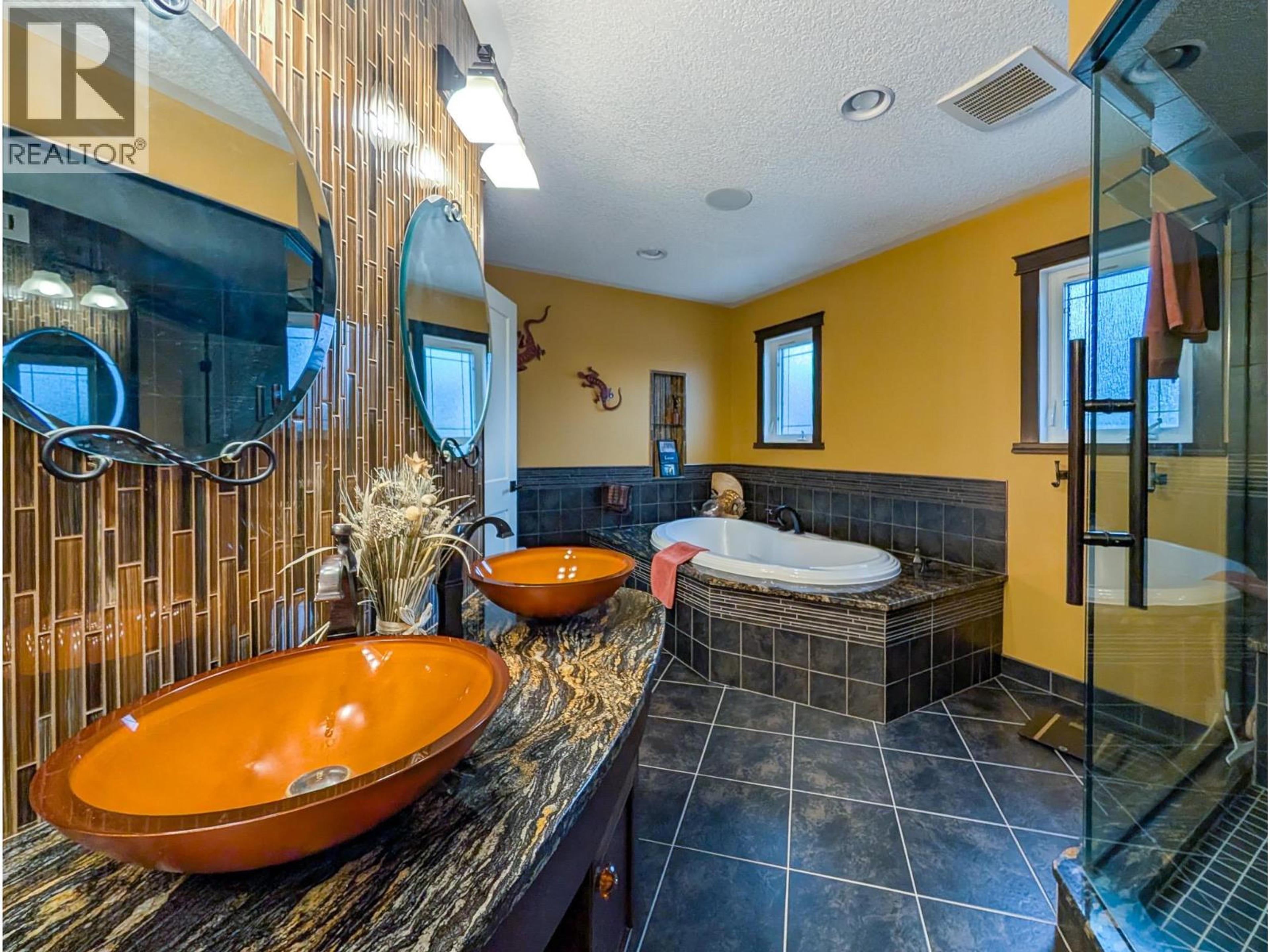 11400 MAURAEN DRIVE - 28