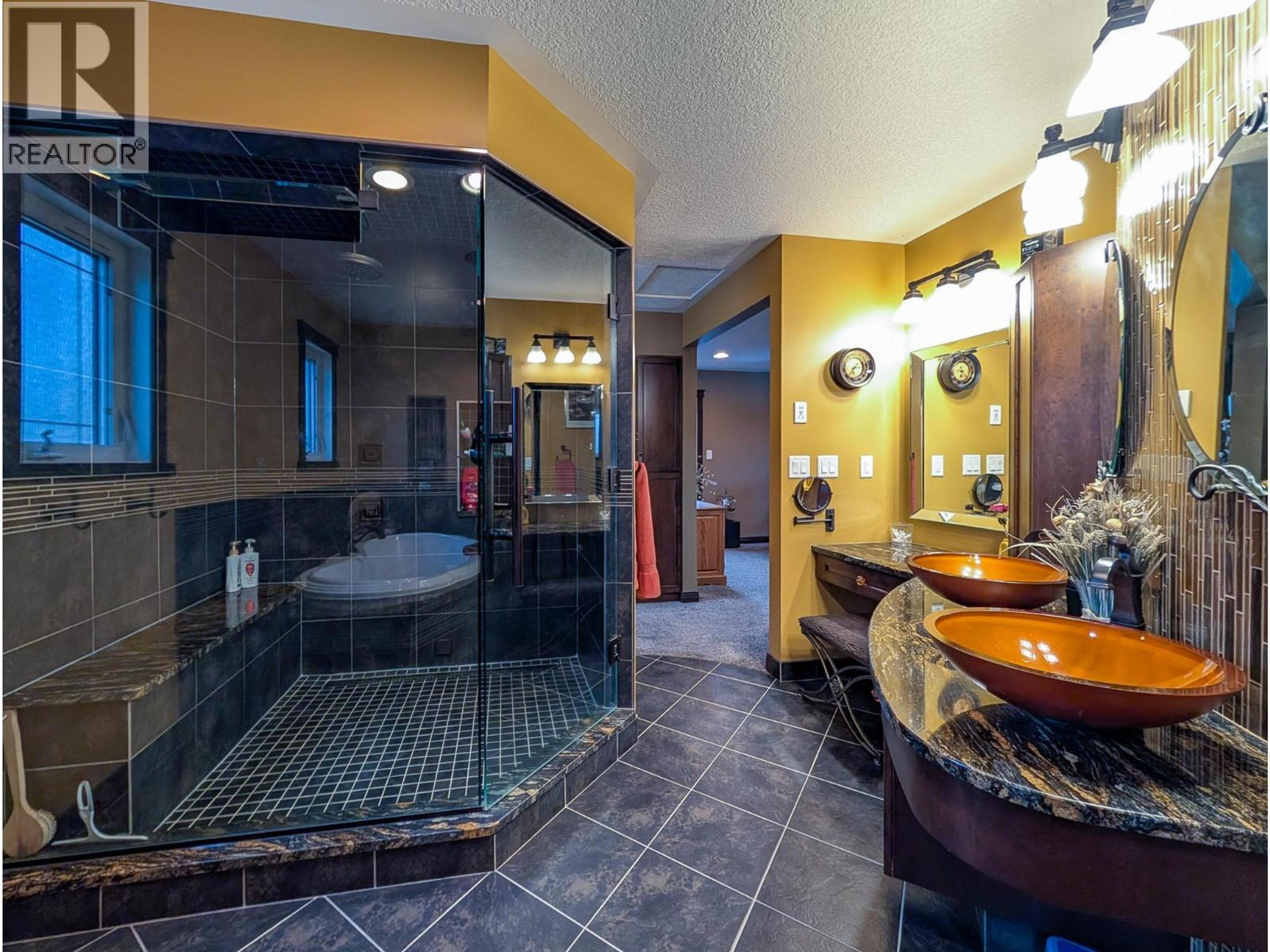 11400 MAURAEN DRIVE - 29