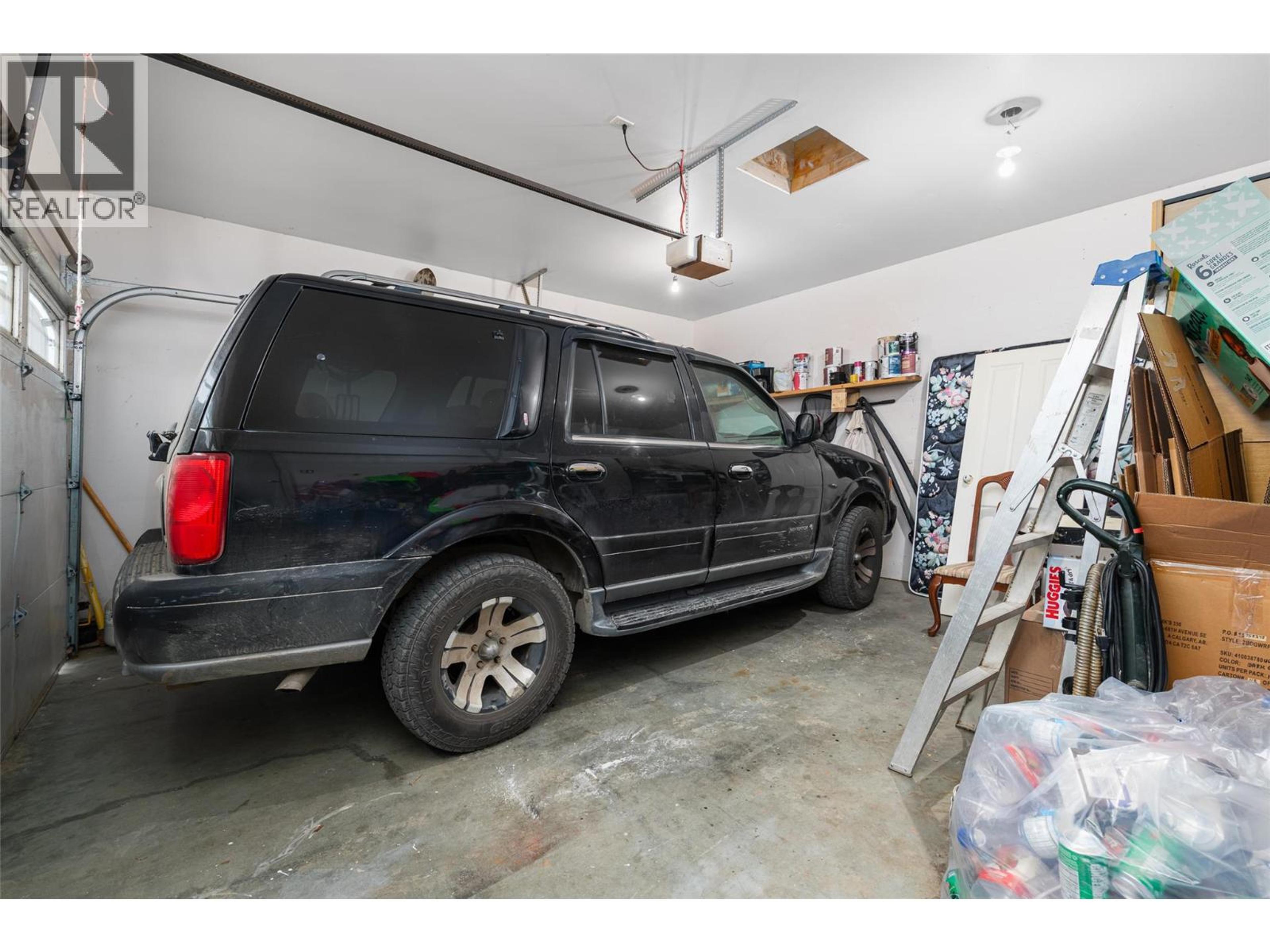 902 MURDOCH STREET - 19